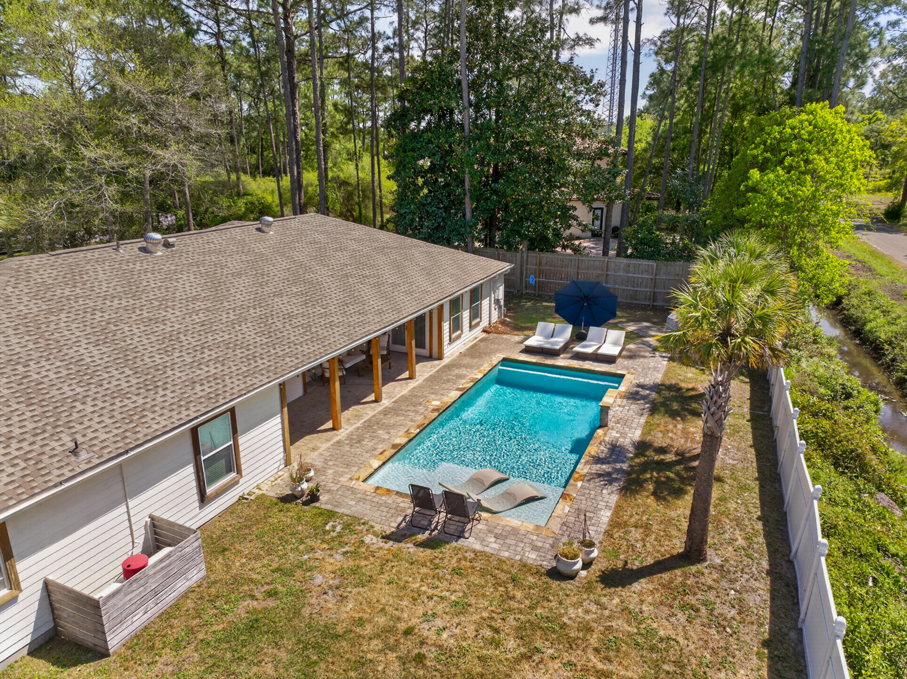 CANO ESTATES - Residential