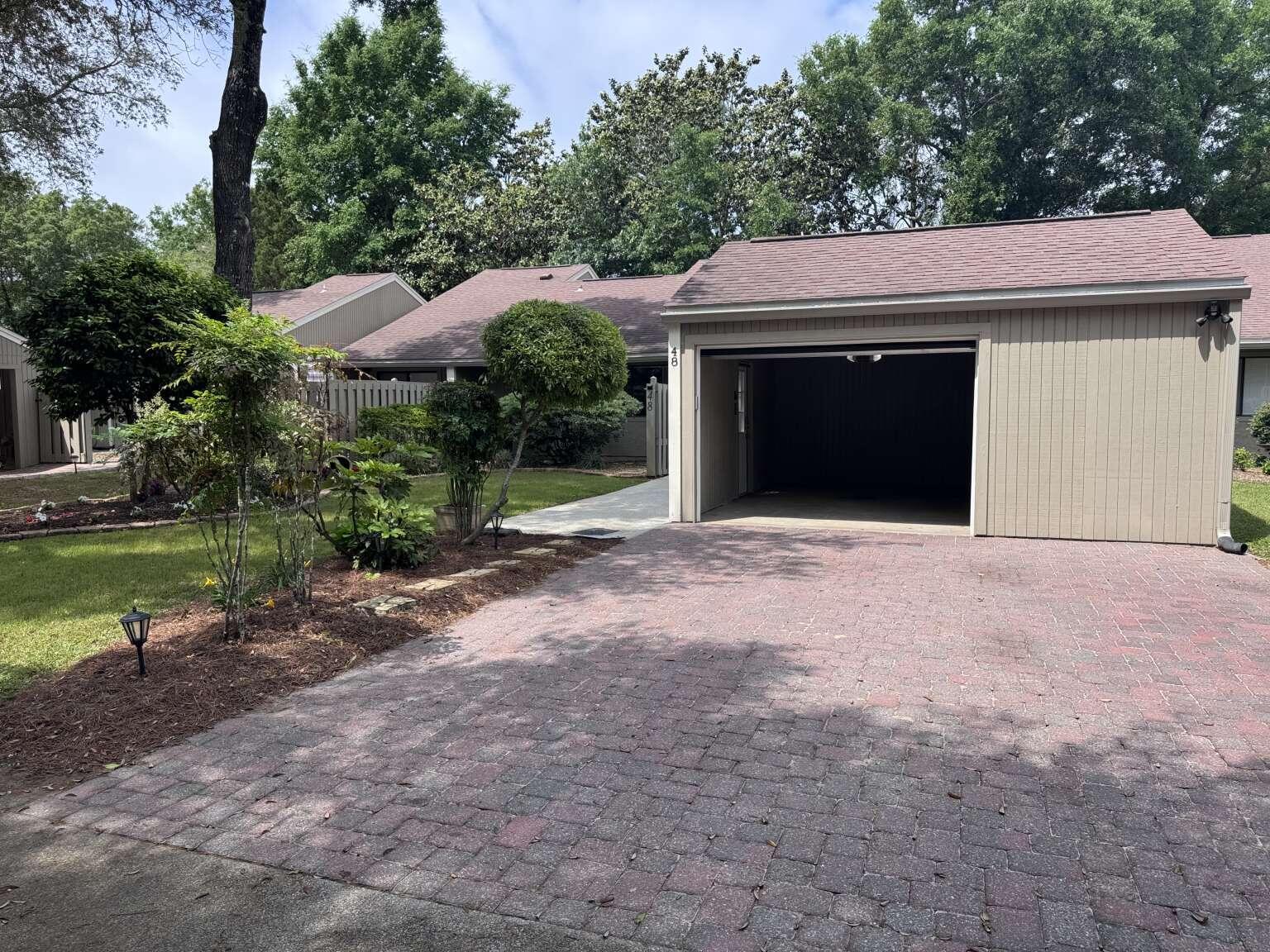 ROYAL OAK VILLAGE 2B - Residential