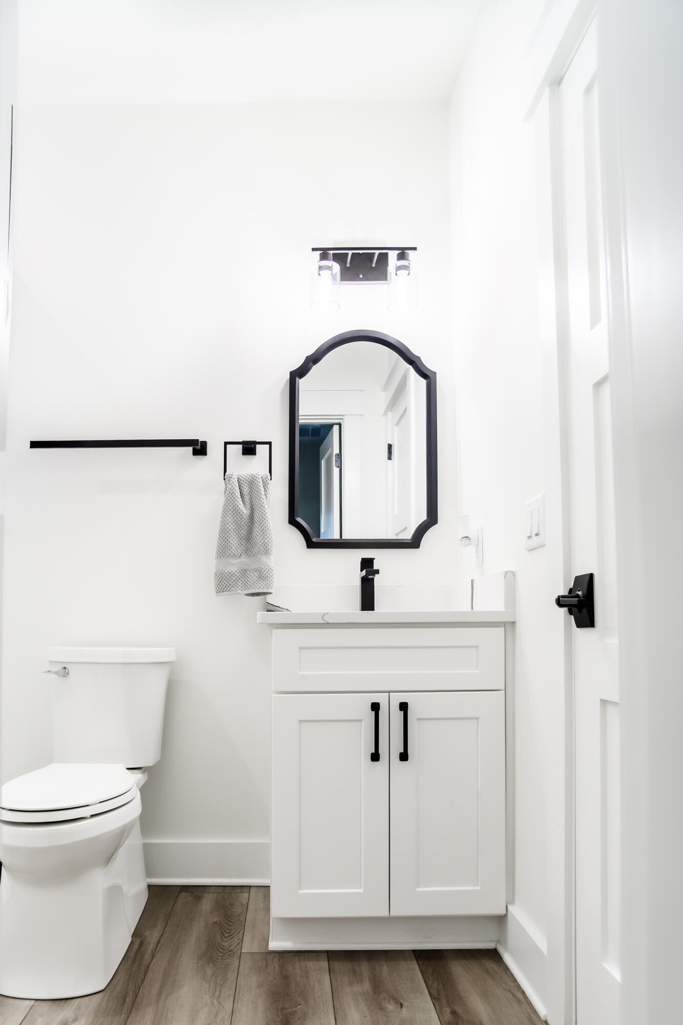 EMERALD SHORES - Residential