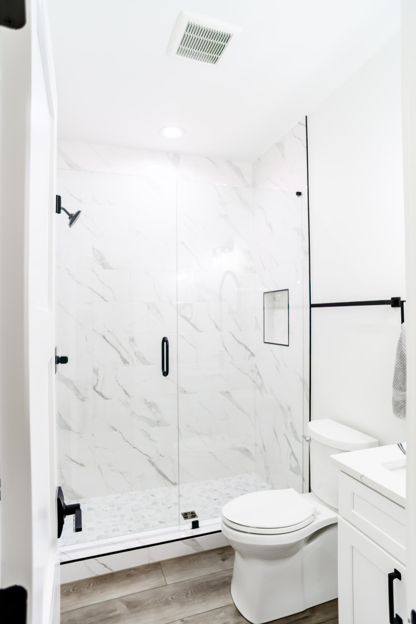 EMERALD SHORES - Residential