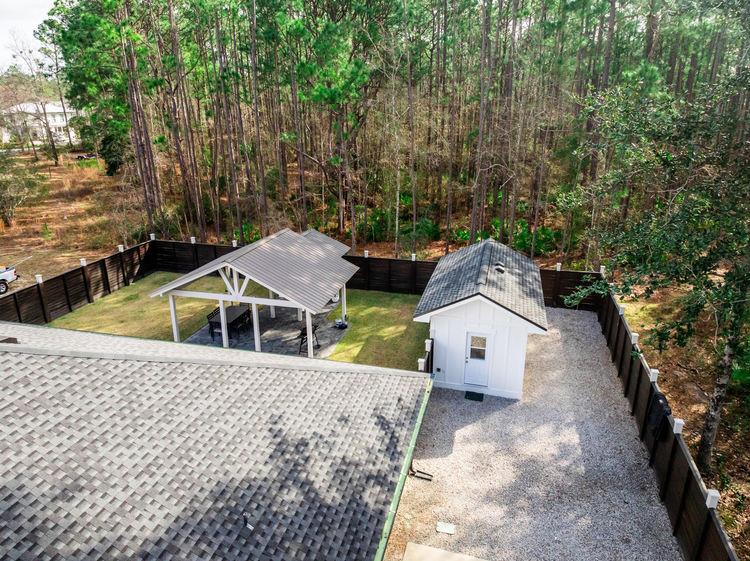 EMERALD SHORES - Residential