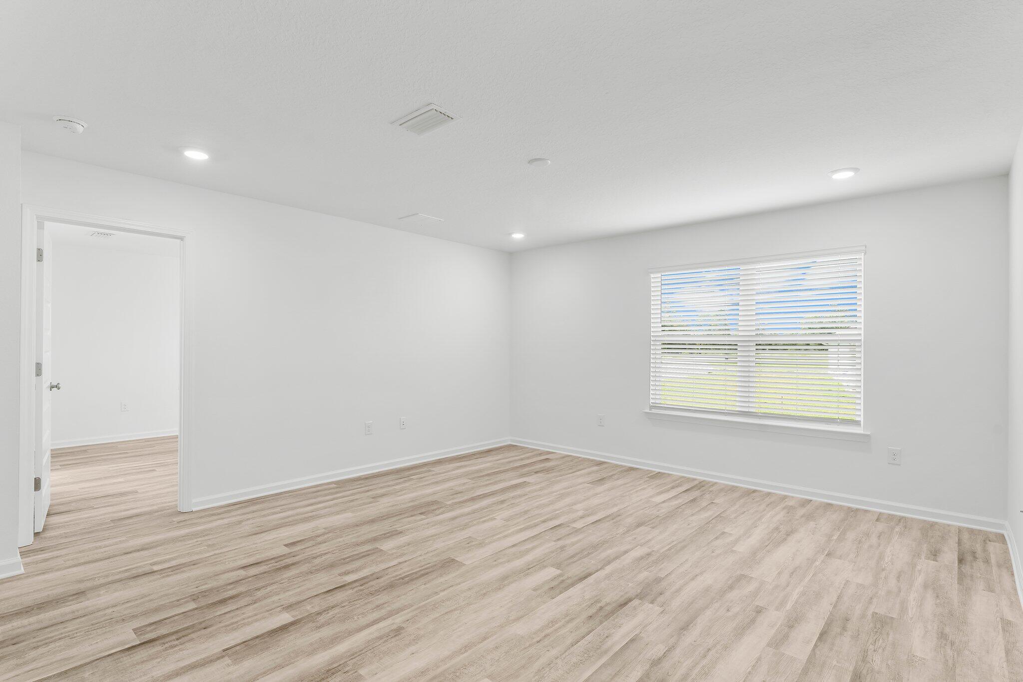 RIVERWALK PH I - Residential Lease