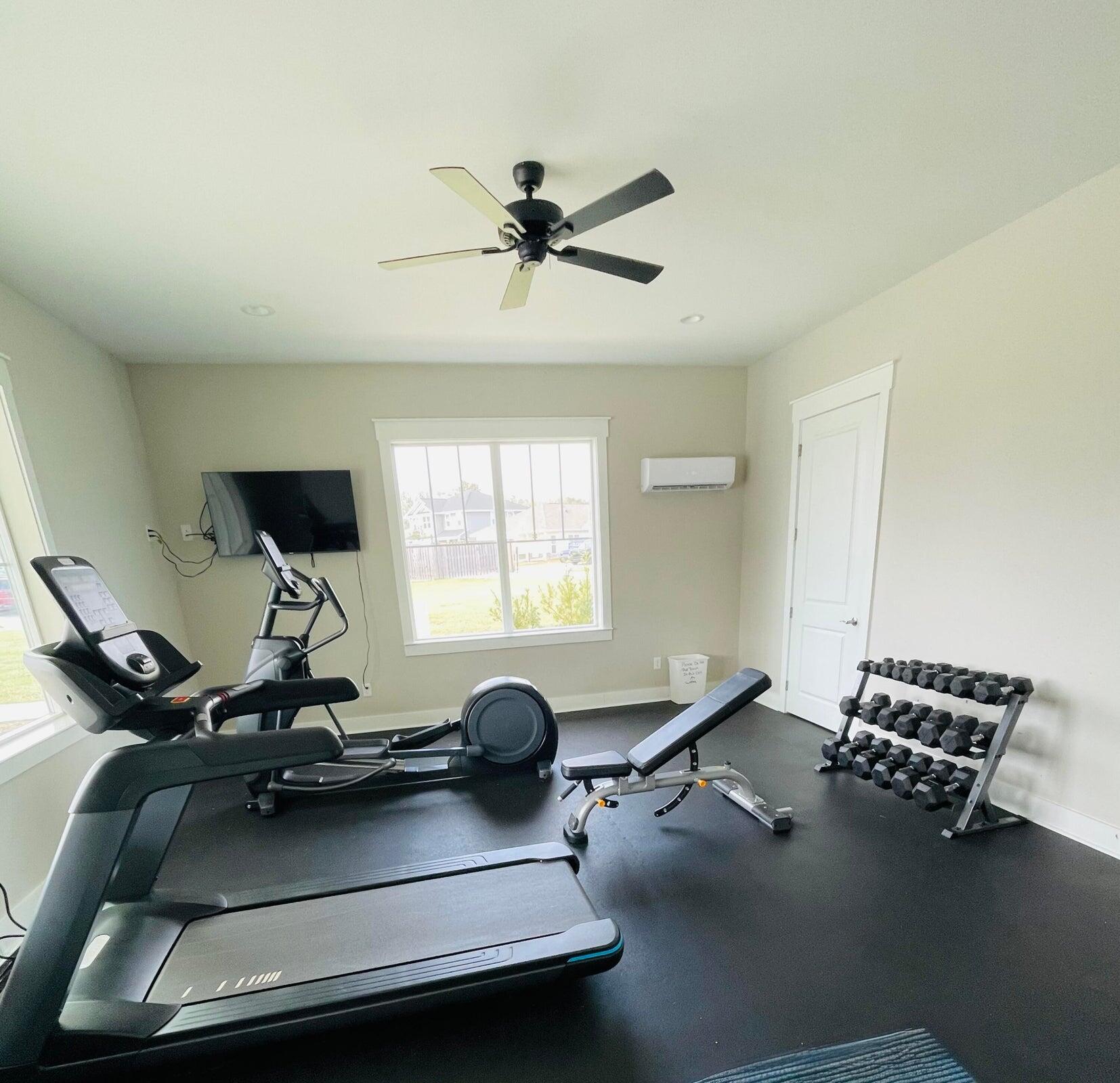 RIVERWALK PH I - Residential Lease