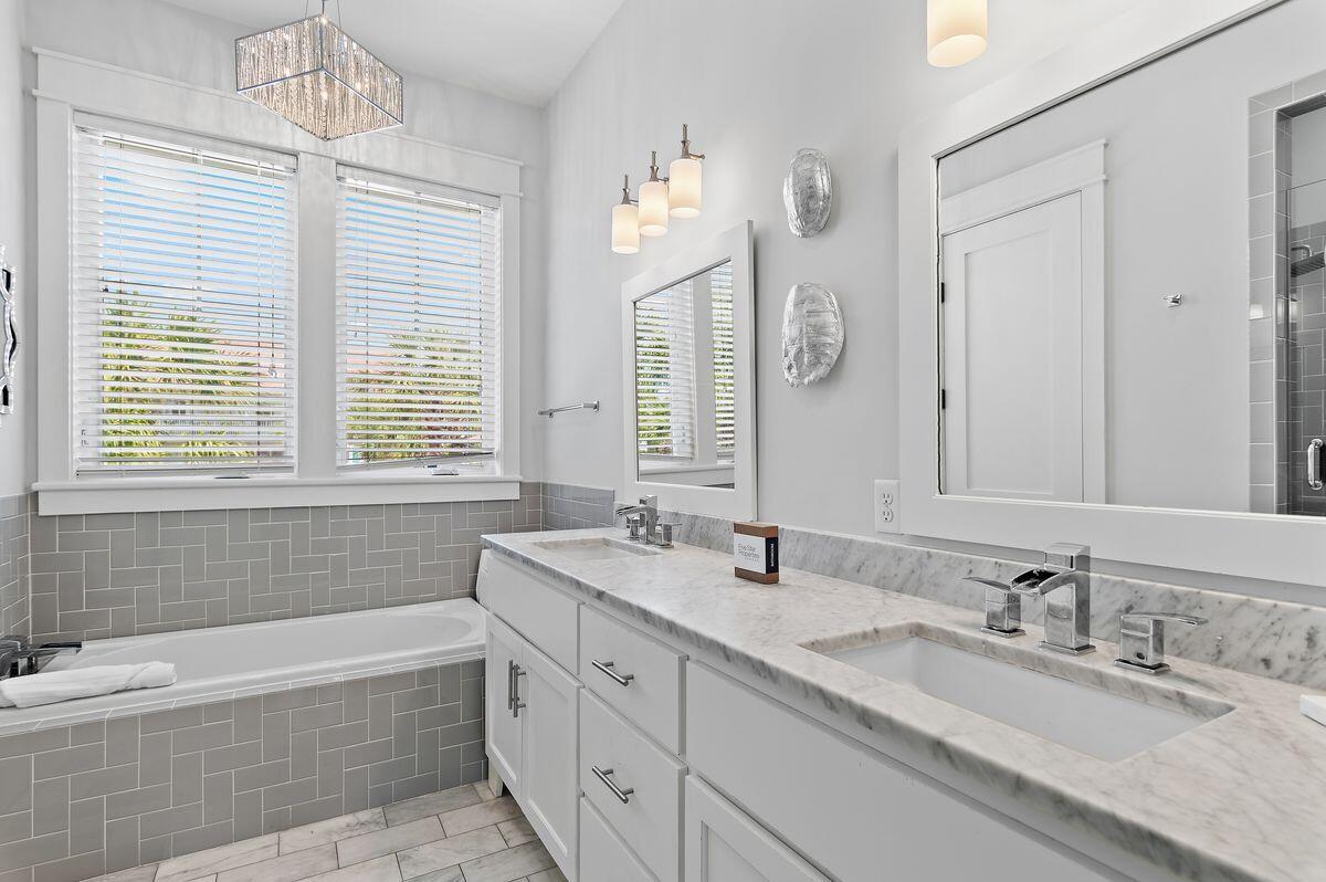 MAGNOLIA DUNE - Residential