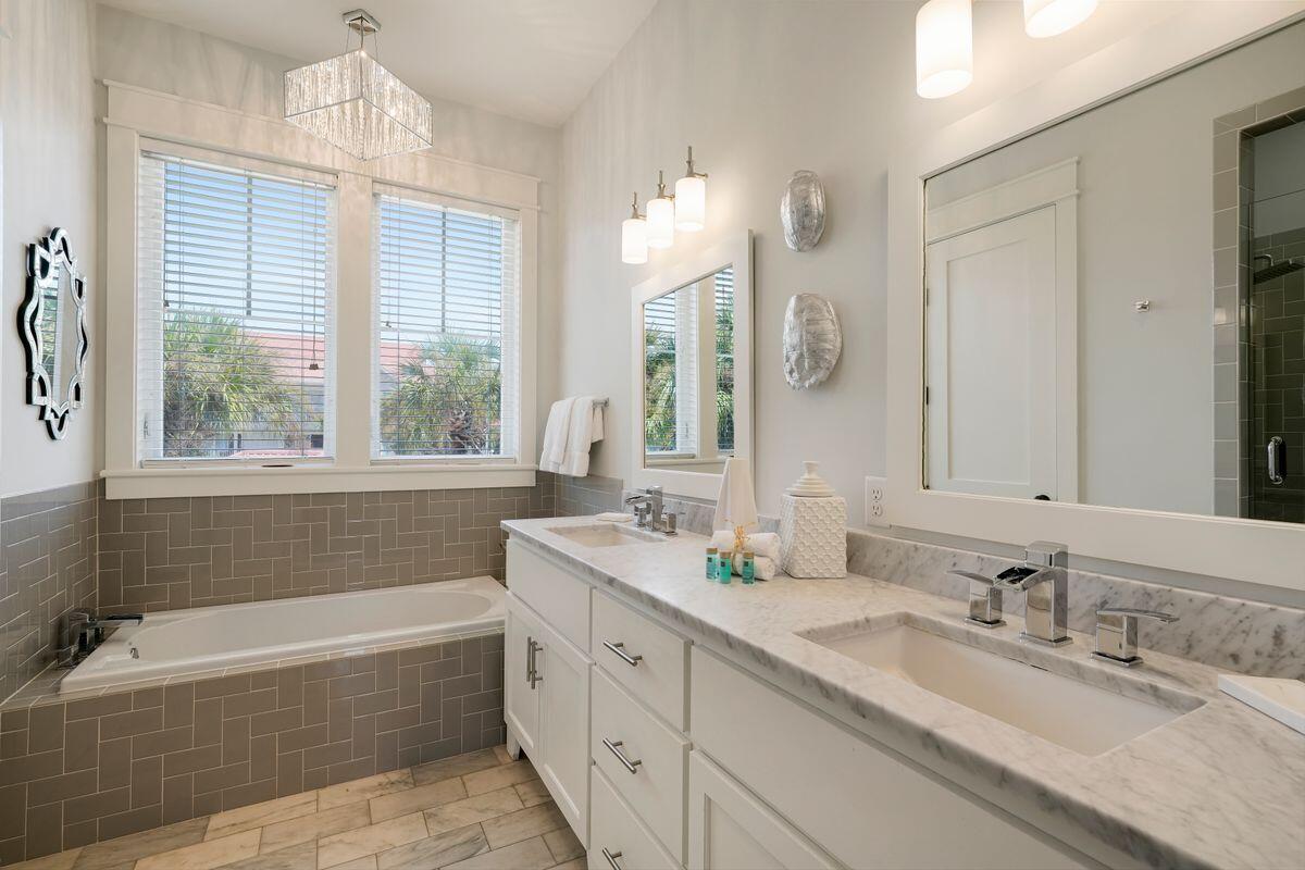 MAGNOLIA DUNE - Residential