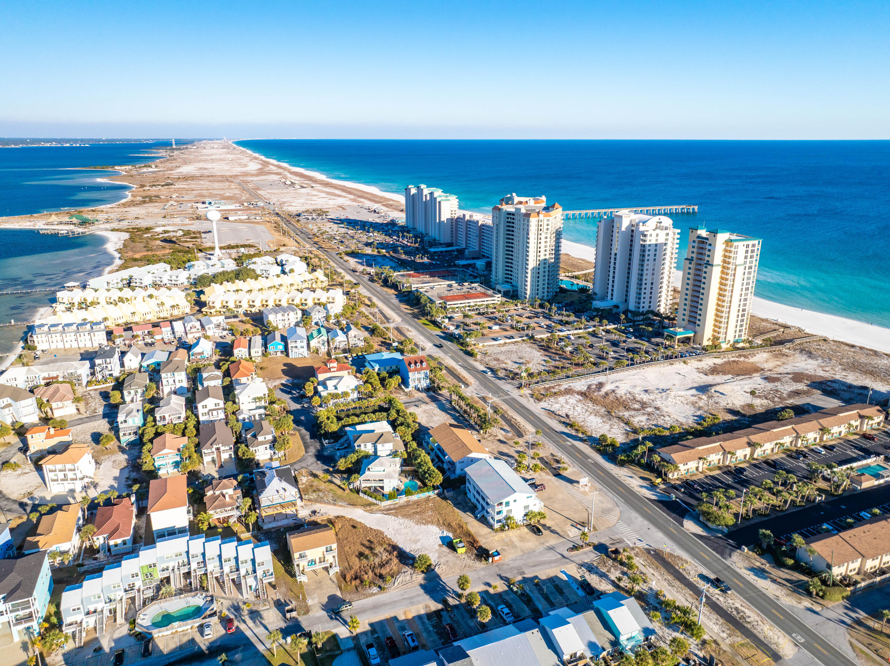 TRADEWINDS T/H - Residential