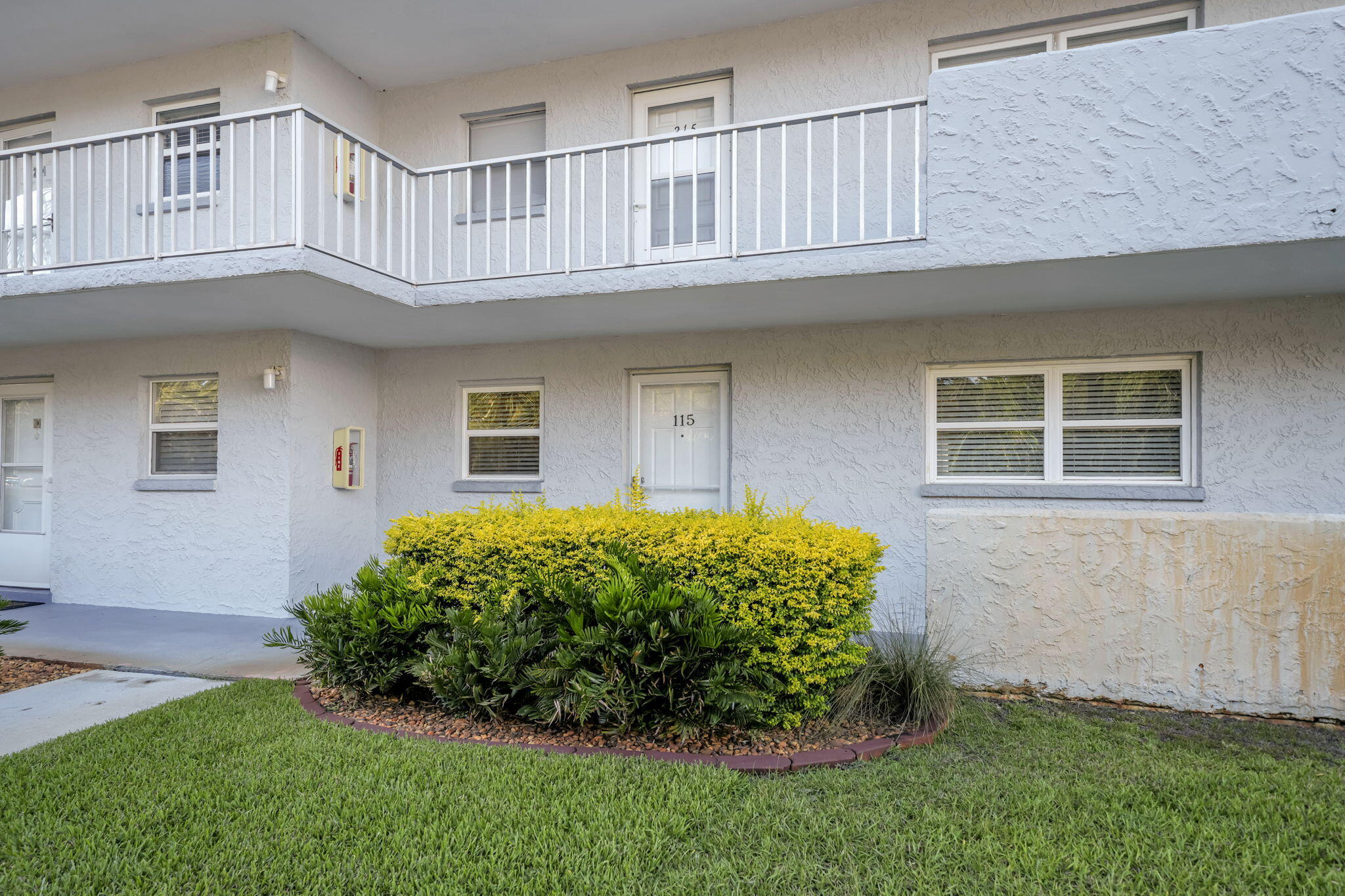 3857 Indian Trail 115