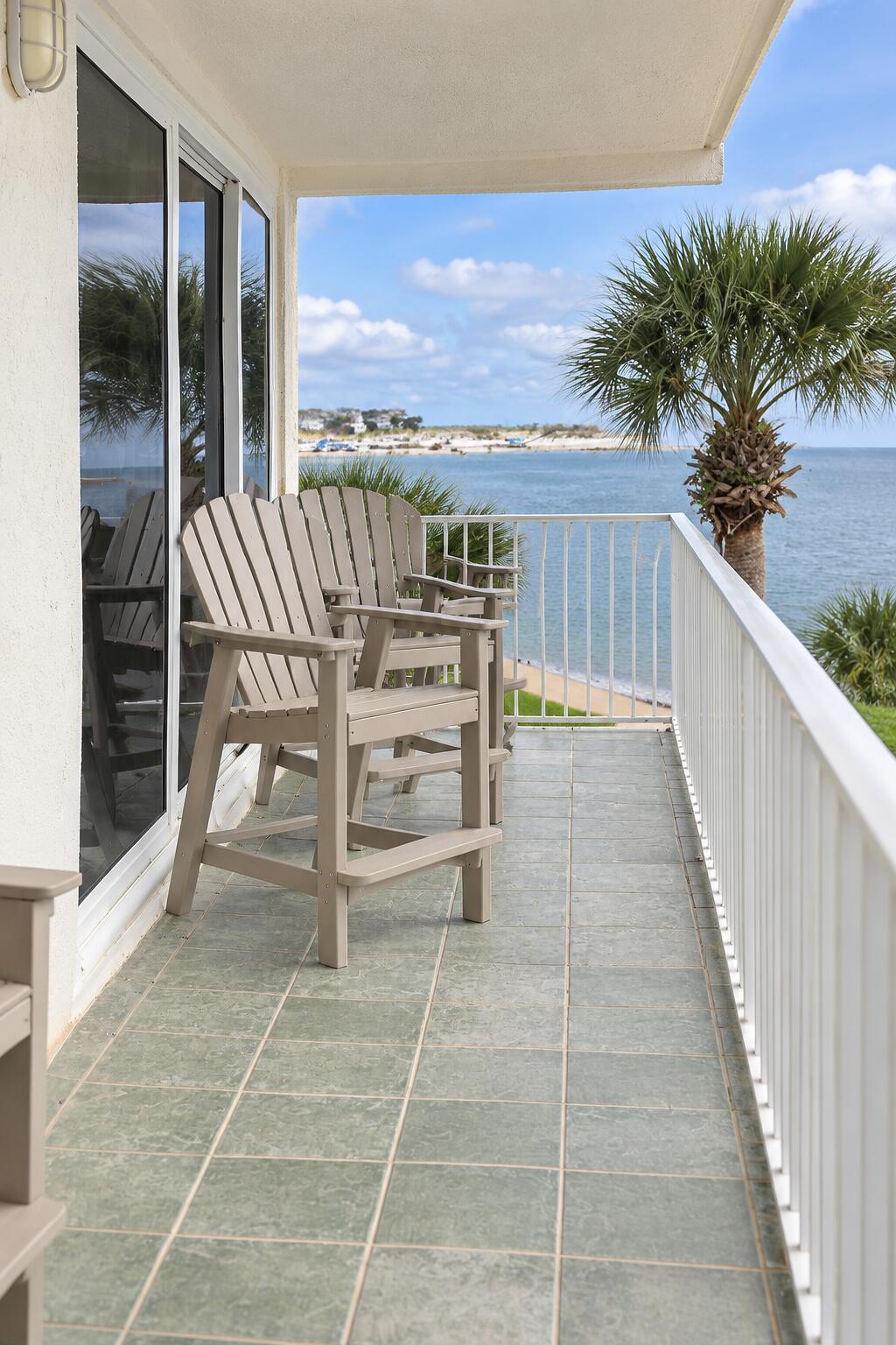 150 Gulf Shore Drive 201