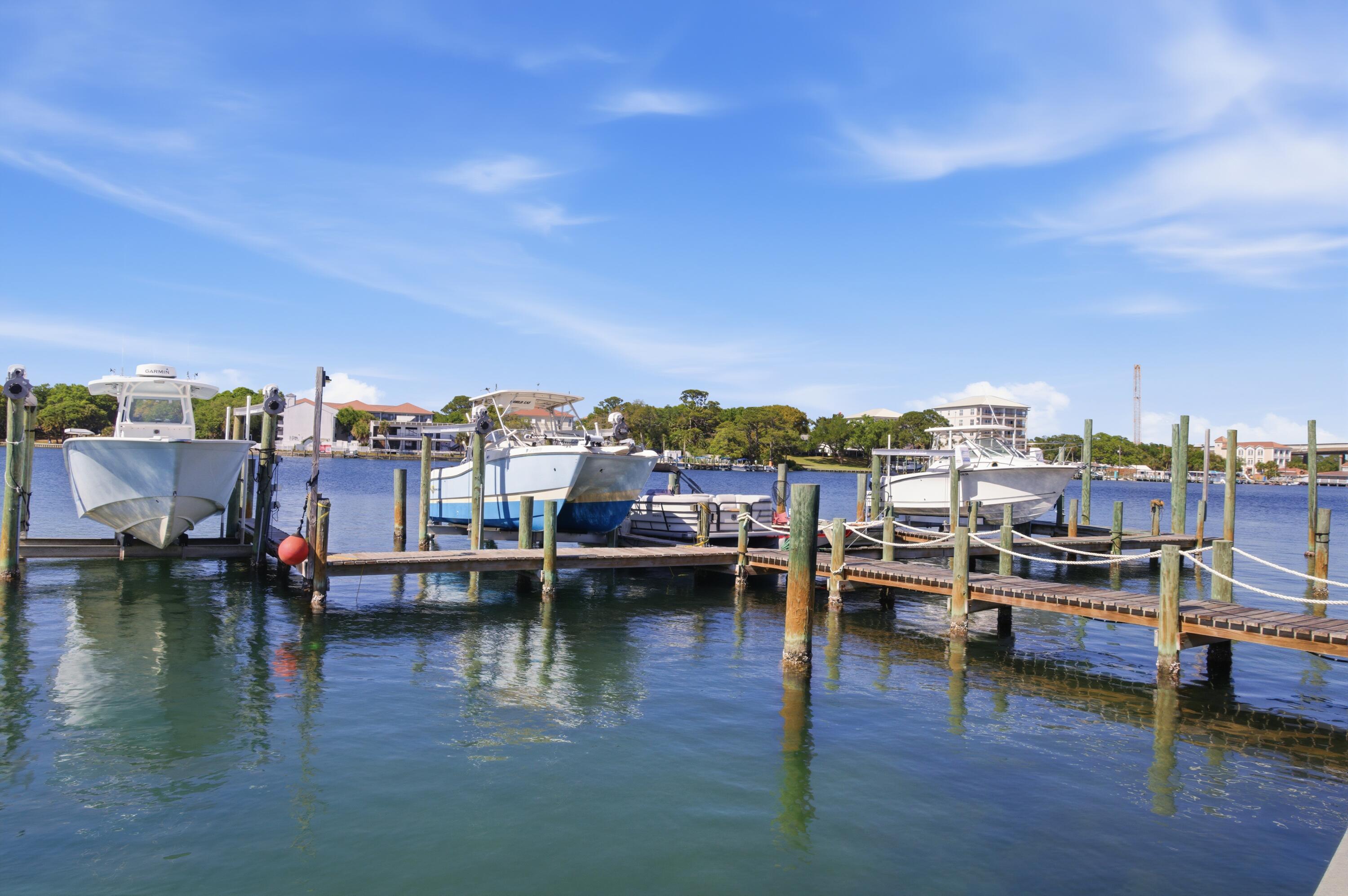 WATERWAY CONDO - Residential