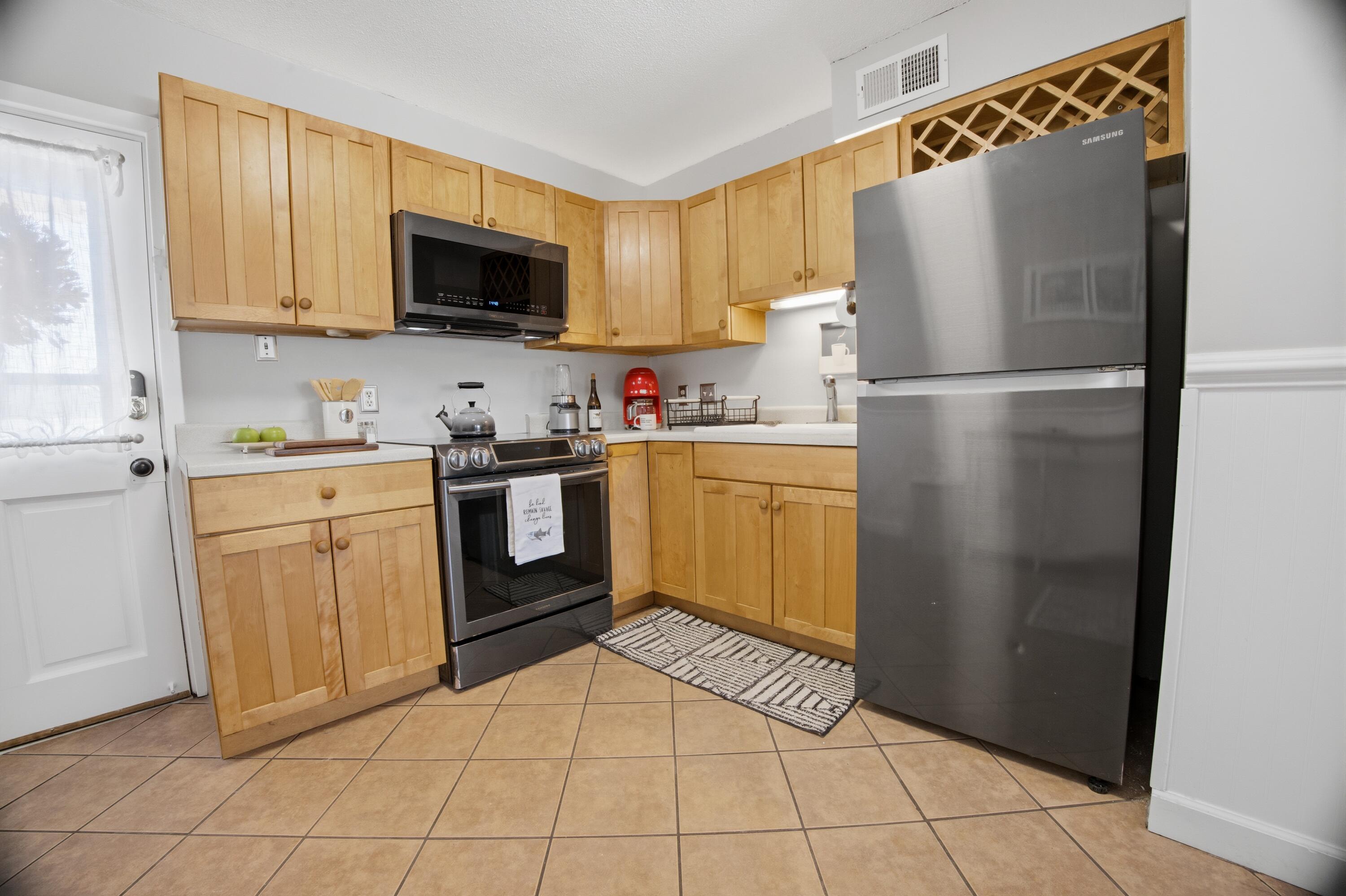 WATERWAY CONDO - Residential