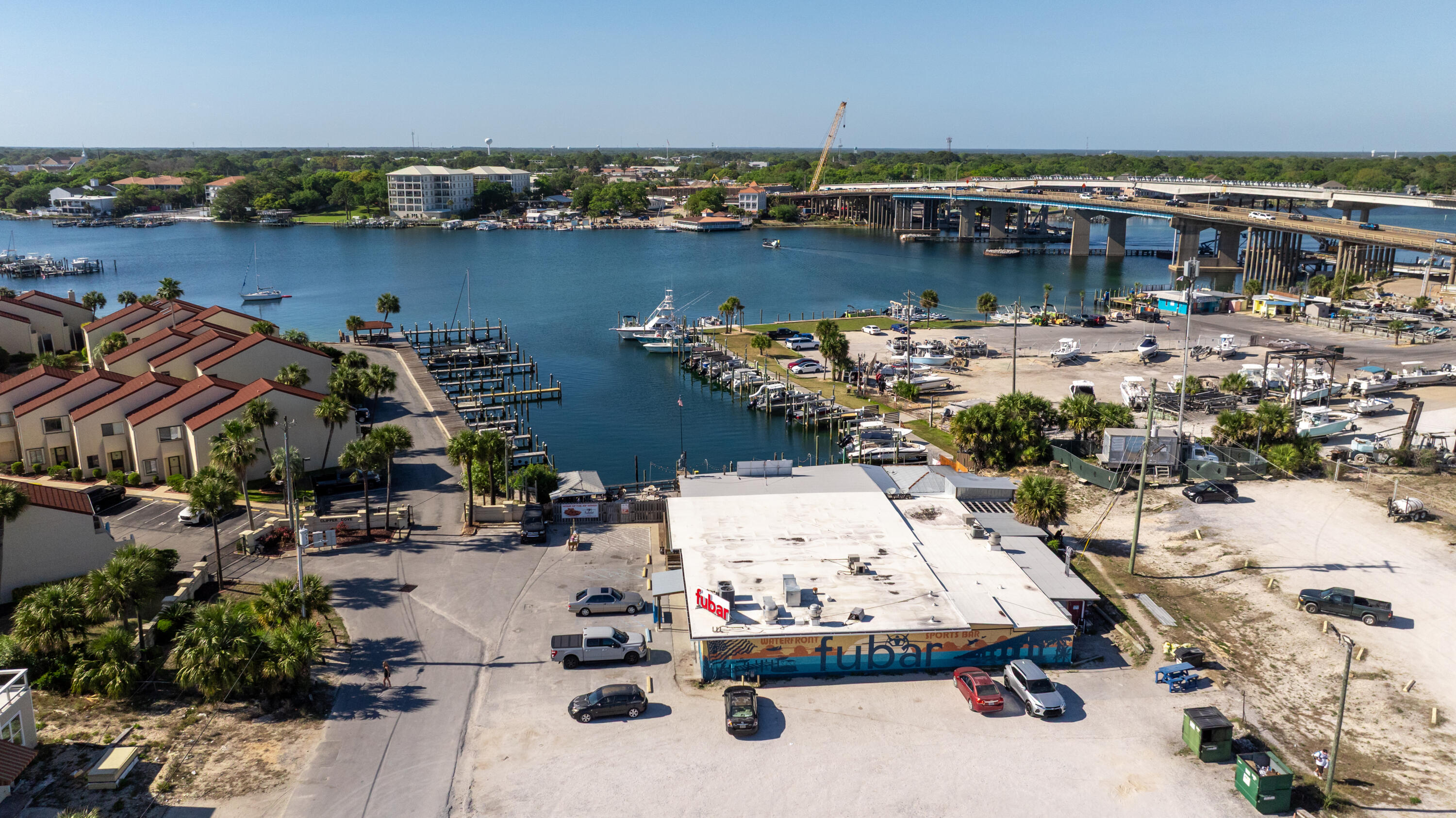 WATERWAY CONDO - Residential