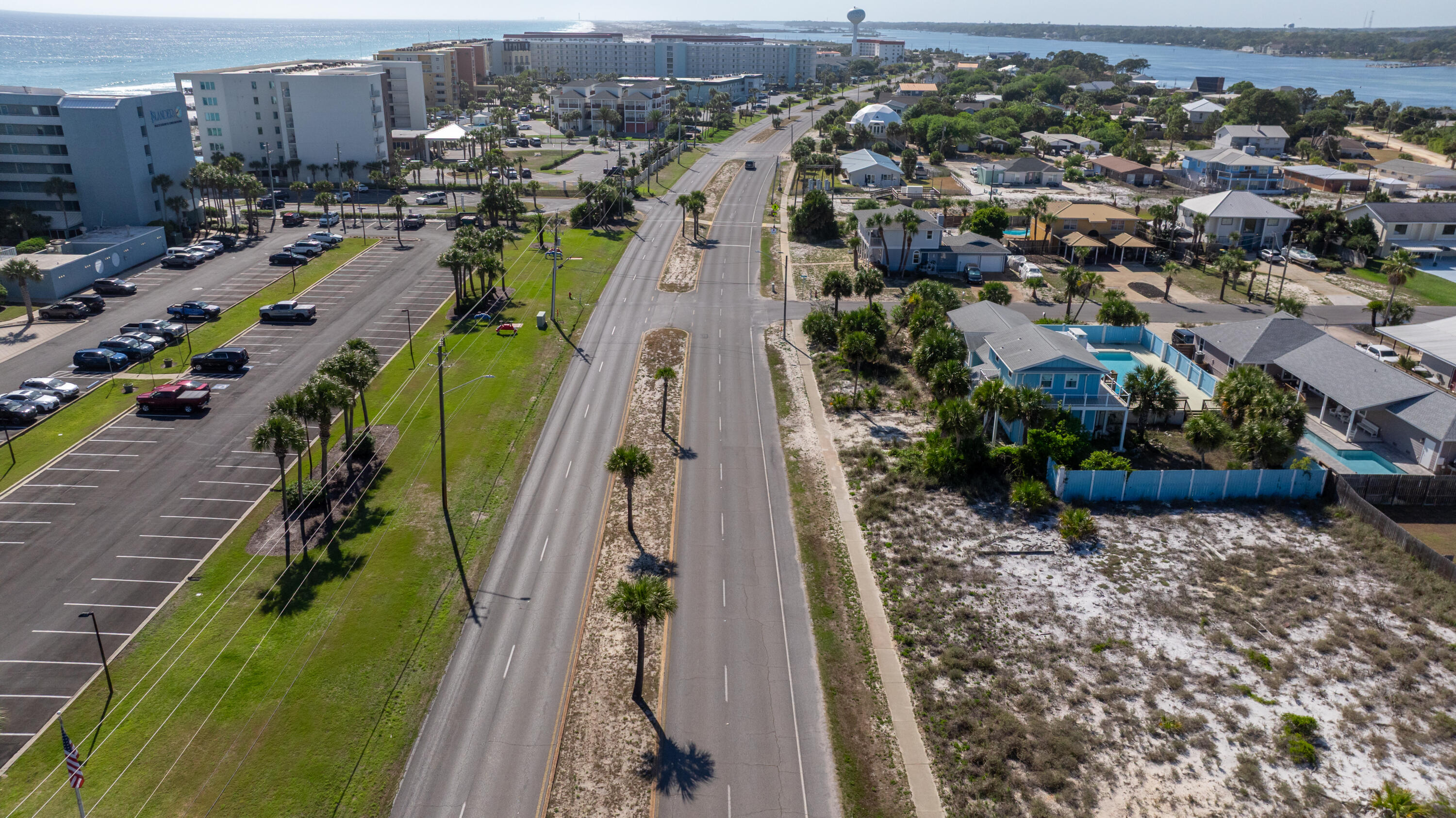 WATERWAY CONDO - Residential