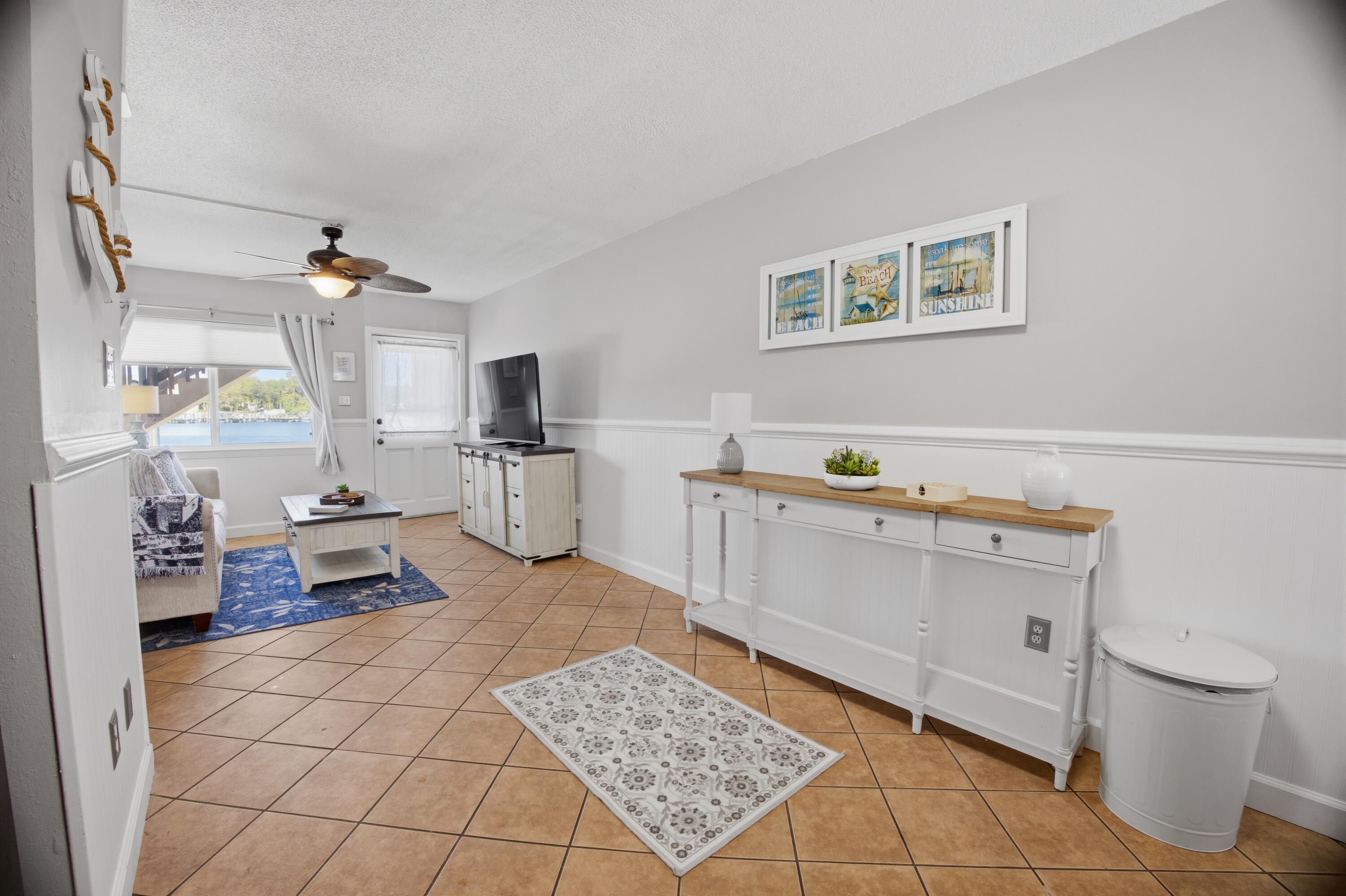 WATERWAY CONDO - Residential