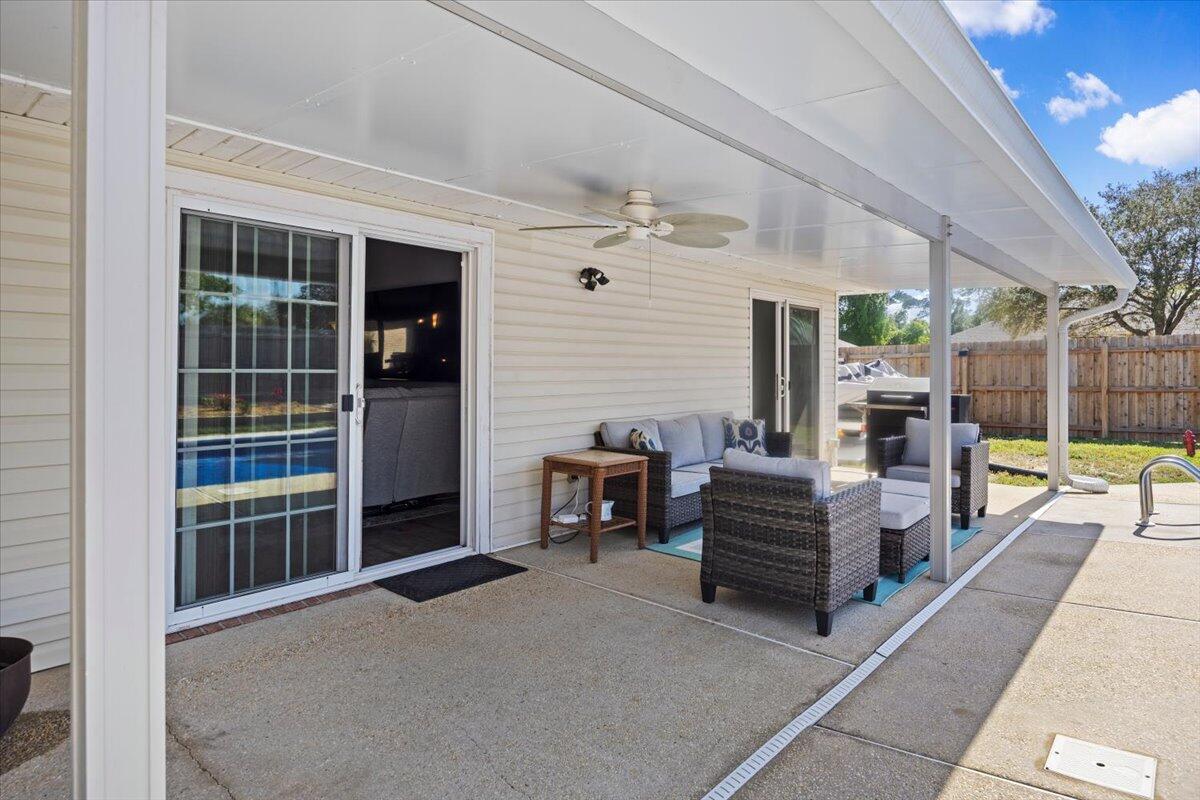 LIGHTHOUSE POINTE UNIT 3 - Residential