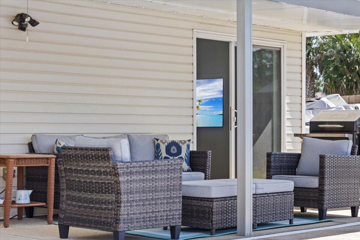 LIGHTHOUSE POINTE UNIT 3 - Residential