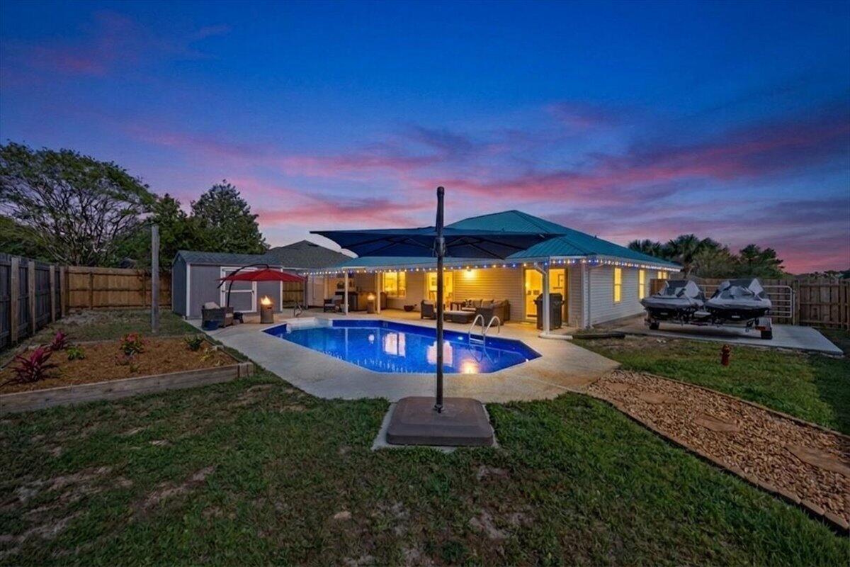 LIGHTHOUSE POINTE UNIT 3 - Residential