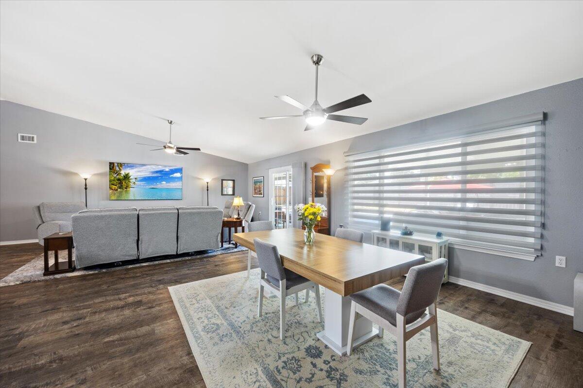 LIGHTHOUSE POINTE UNIT 3 - Residential