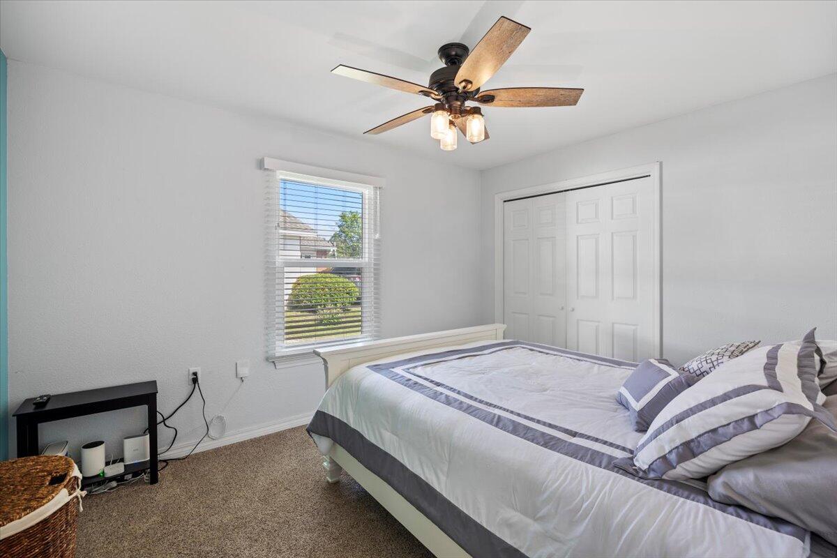 LIGHTHOUSE POINTE UNIT 3 - Residential