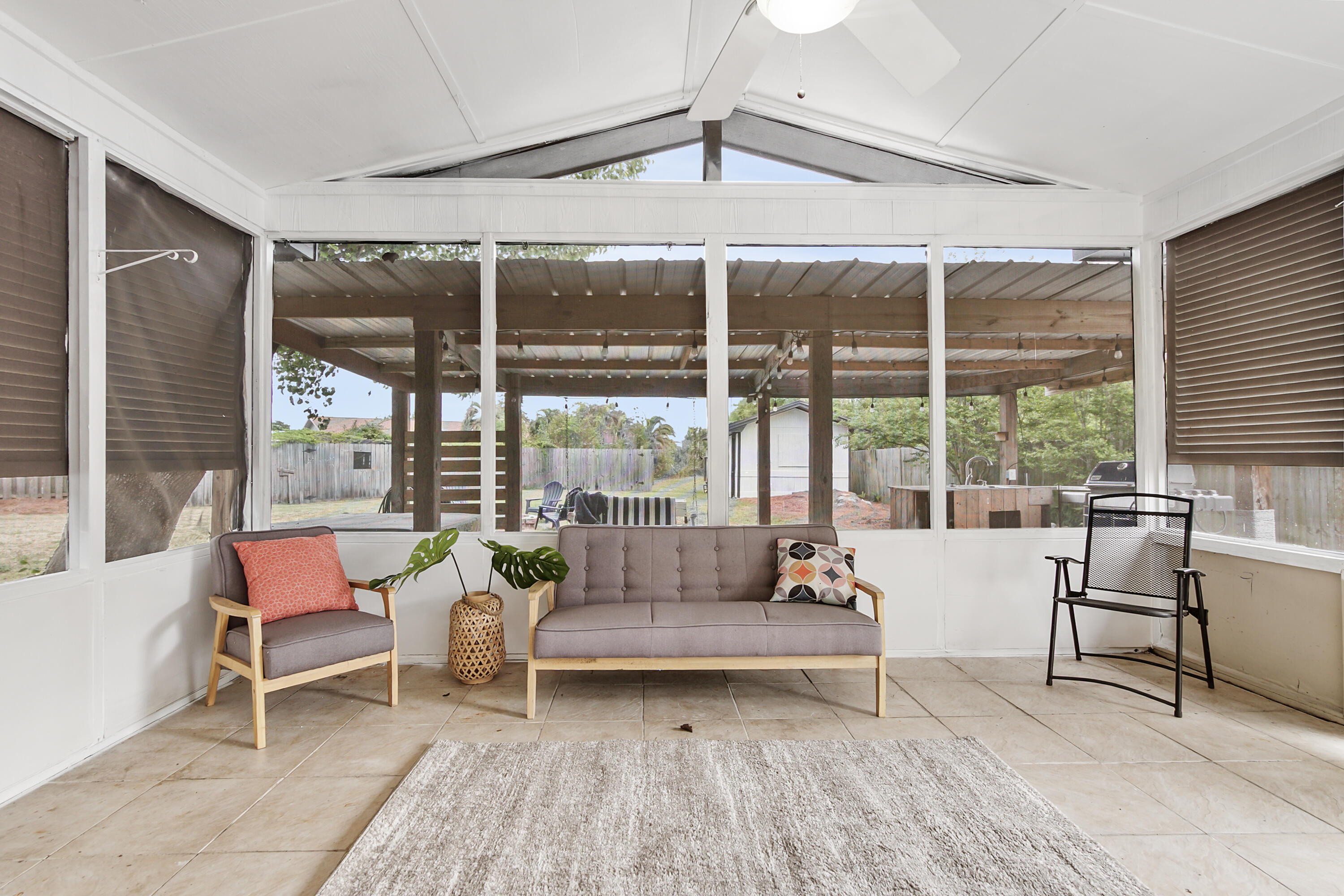 WOODLAND ESTATES UNIT 2 - Residential