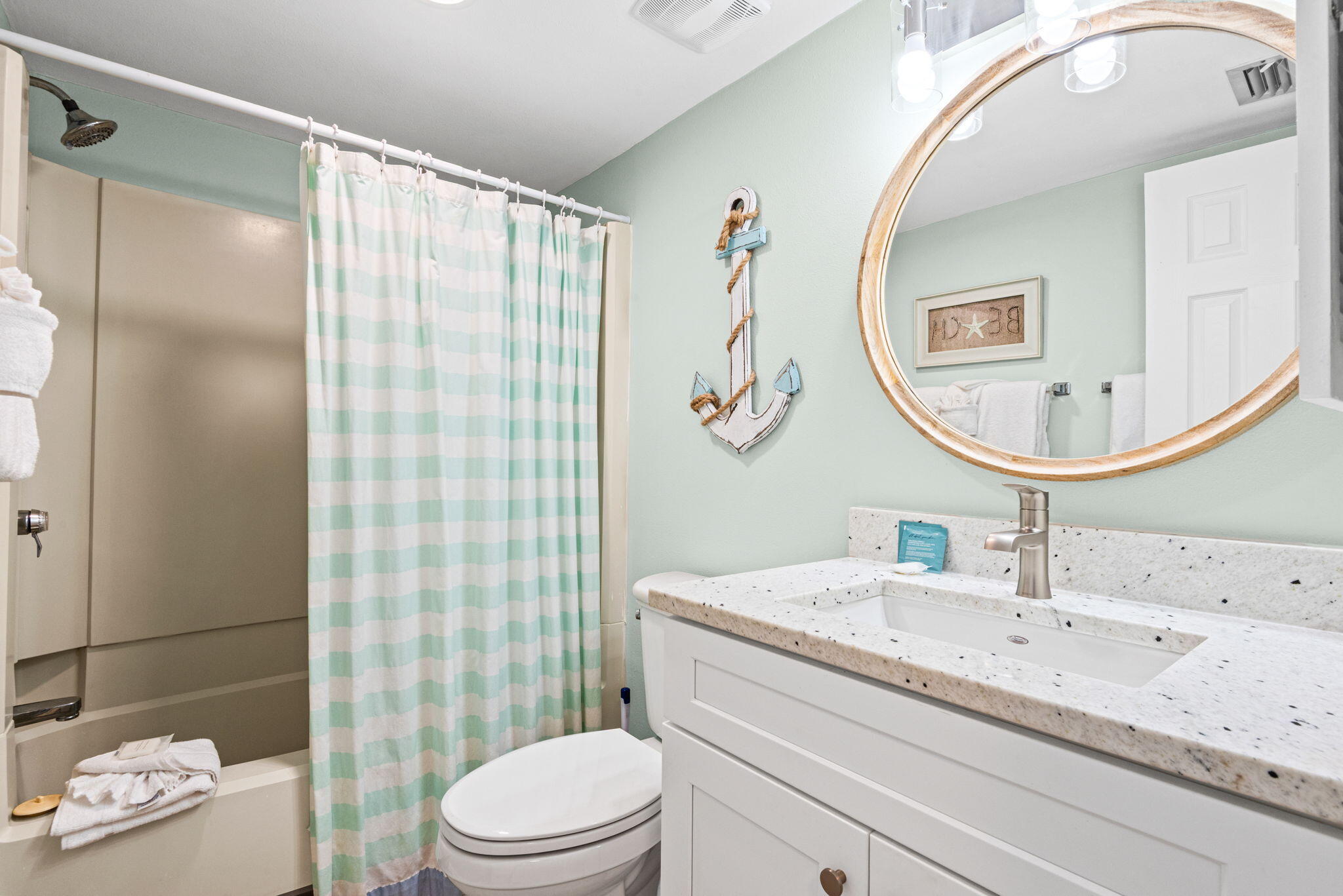 EL MATADOR CONDO - Residential