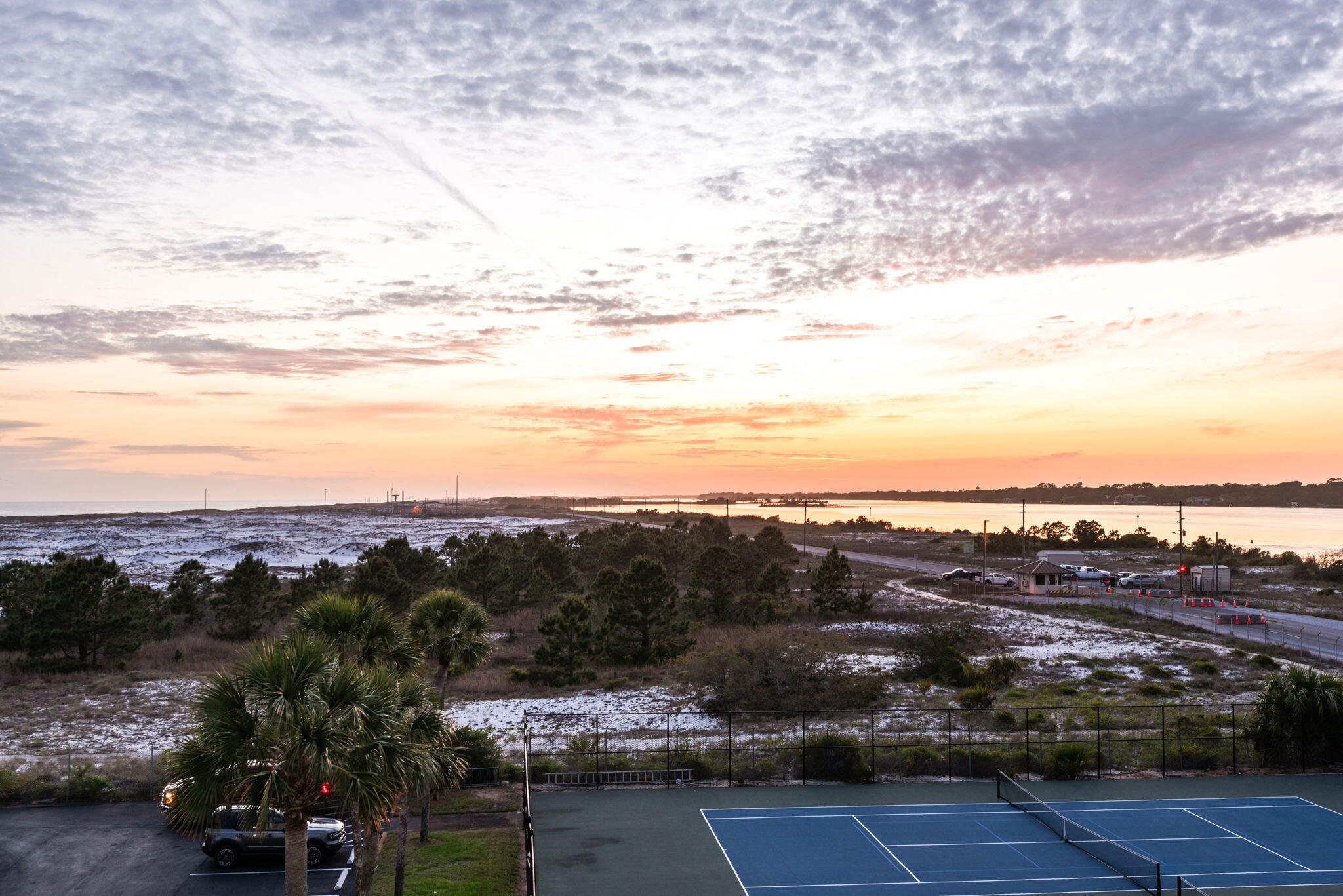 EL MATADOR CONDO - Residential