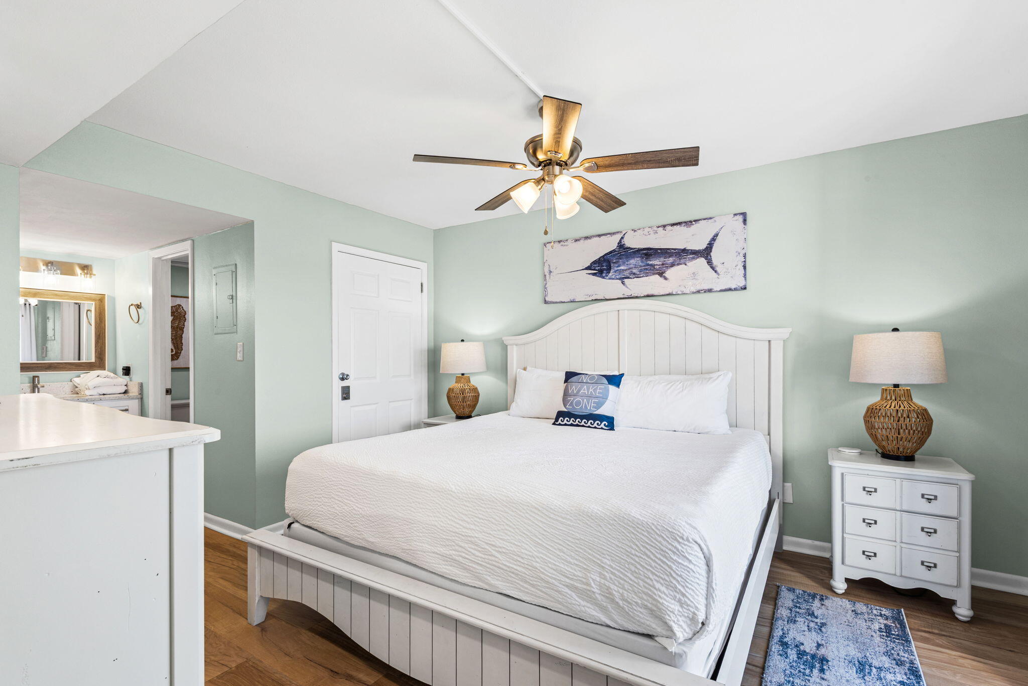 EL MATADOR CONDO - Residential