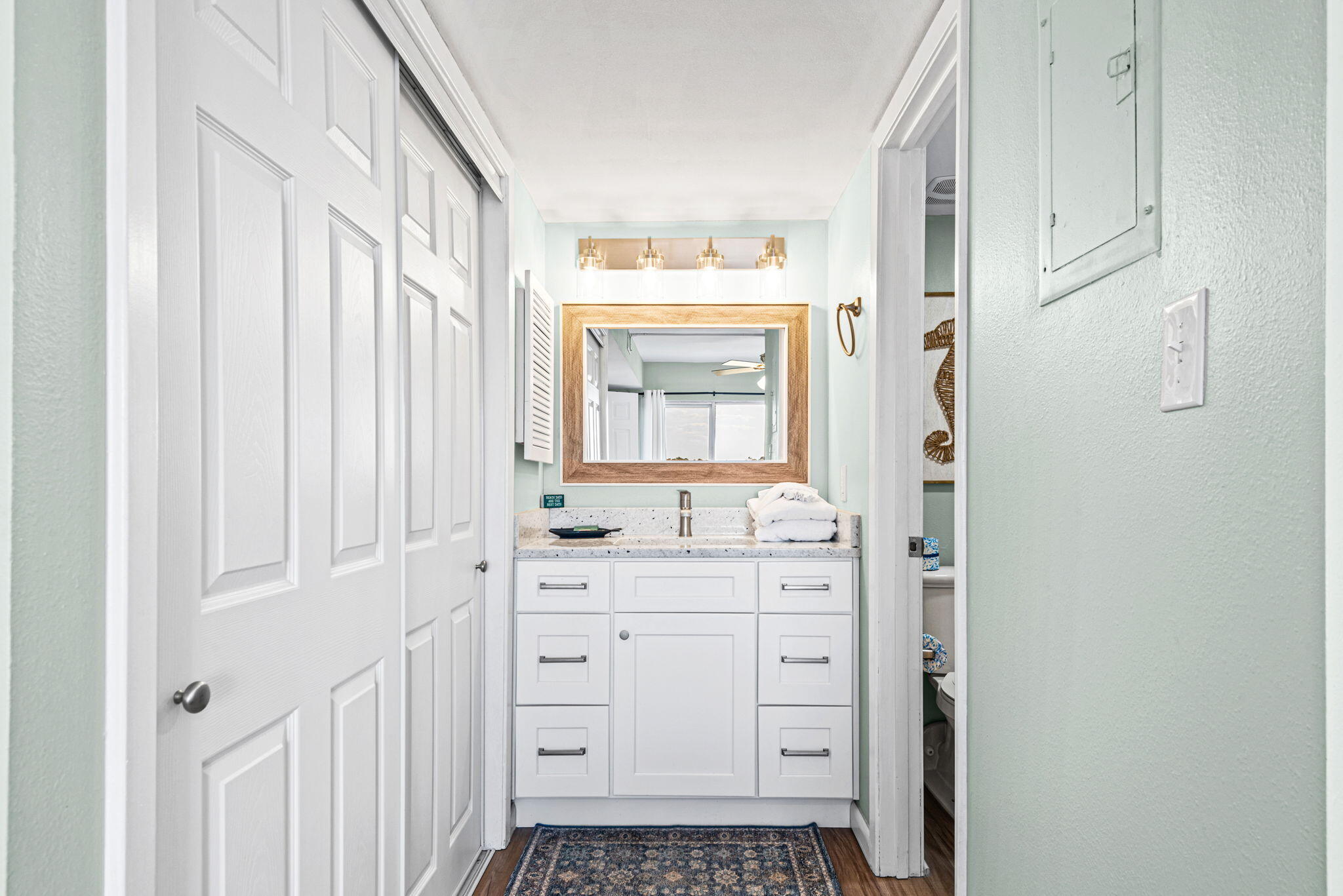 EL MATADOR CONDO - Residential