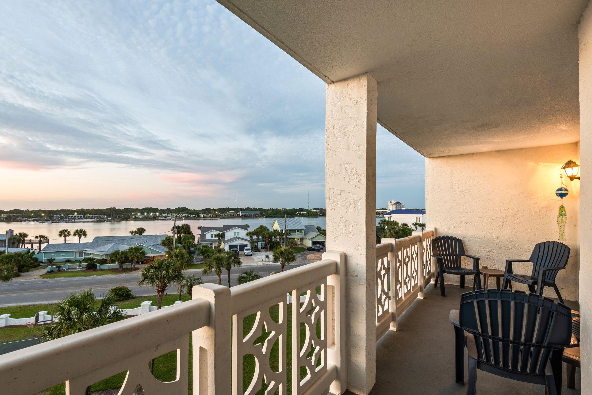 EL MATADOR CONDO - Residential