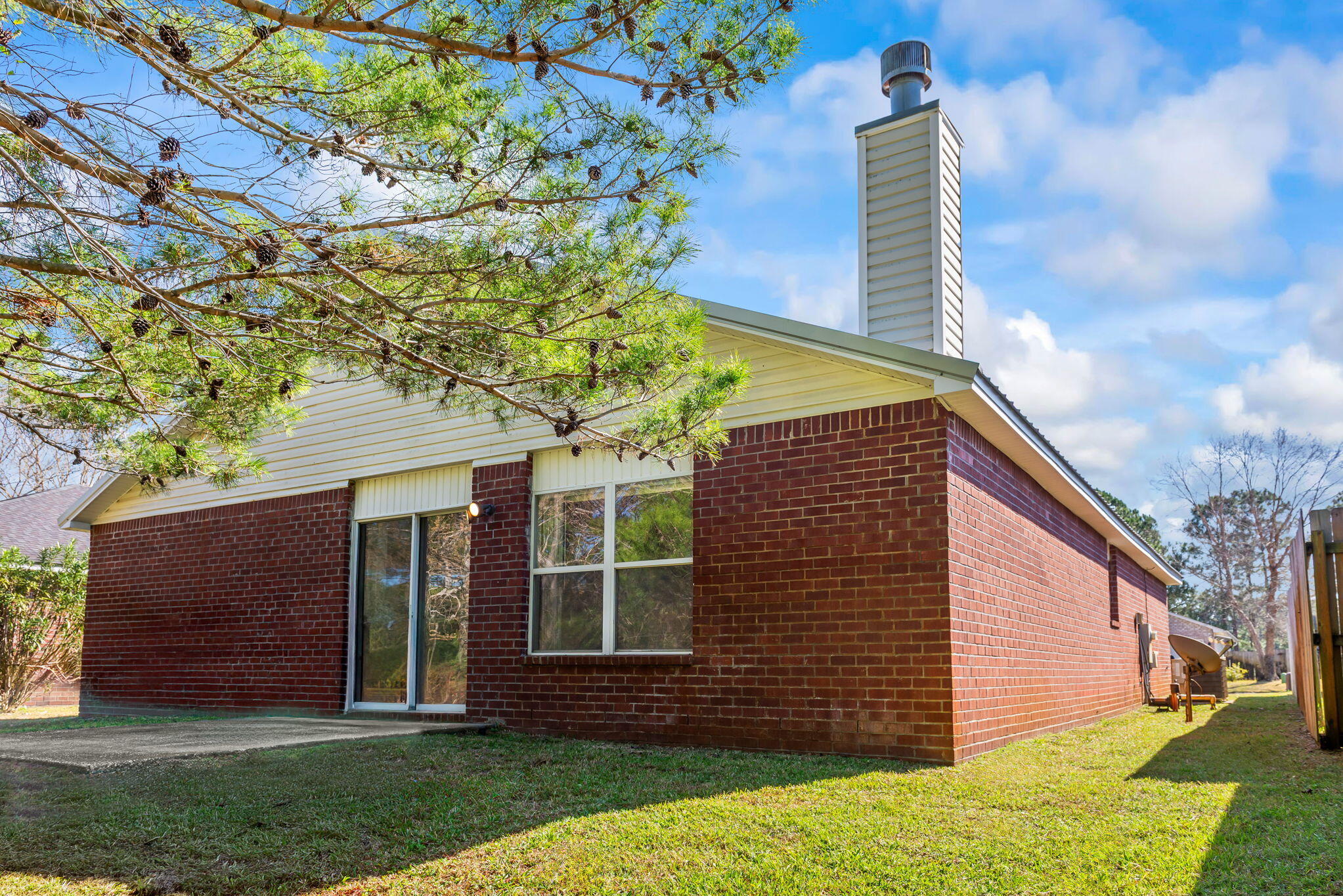 HIDDEN SHORES - Residential