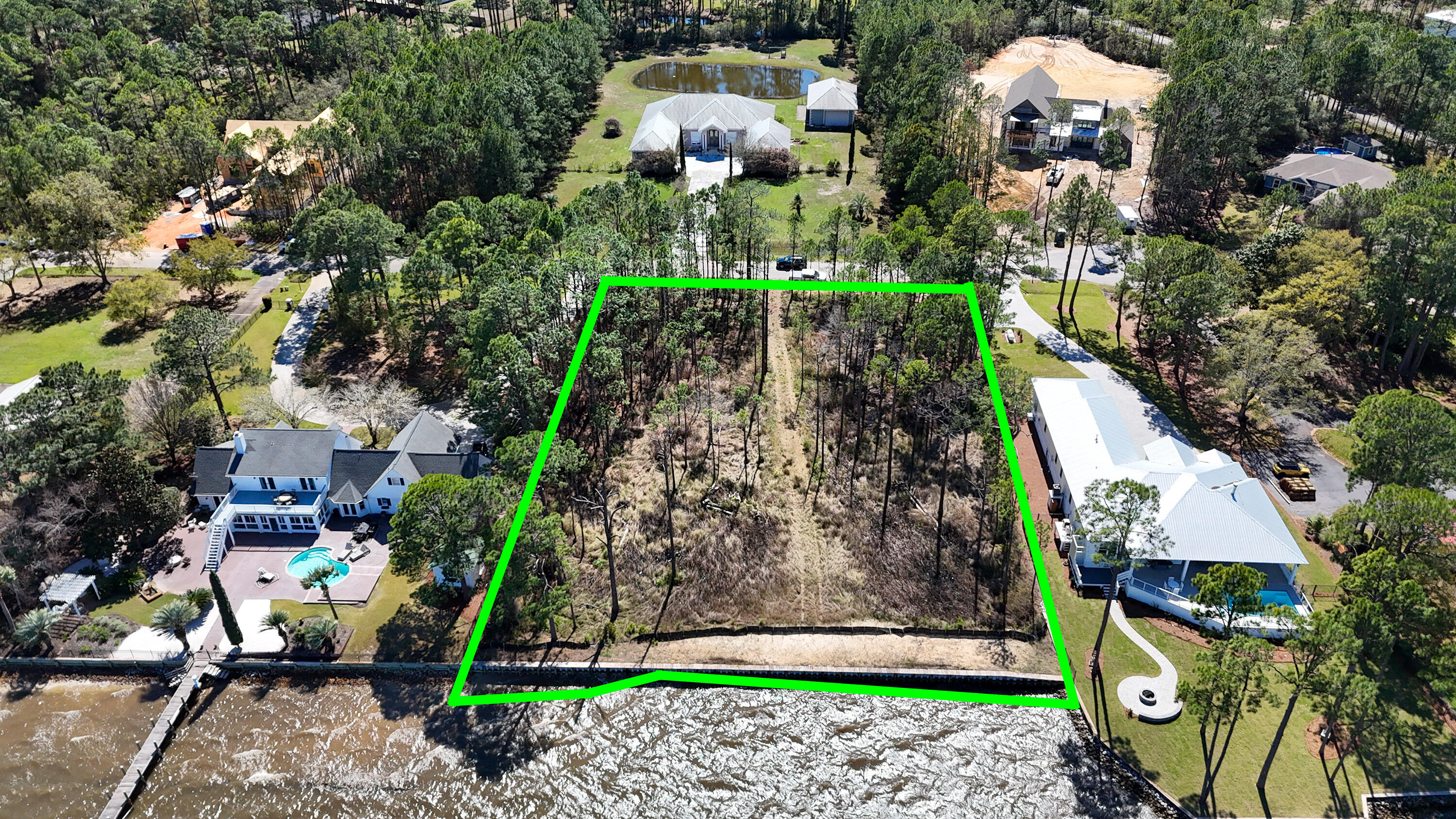 WOODLAND BAYOU ESTATES - Land