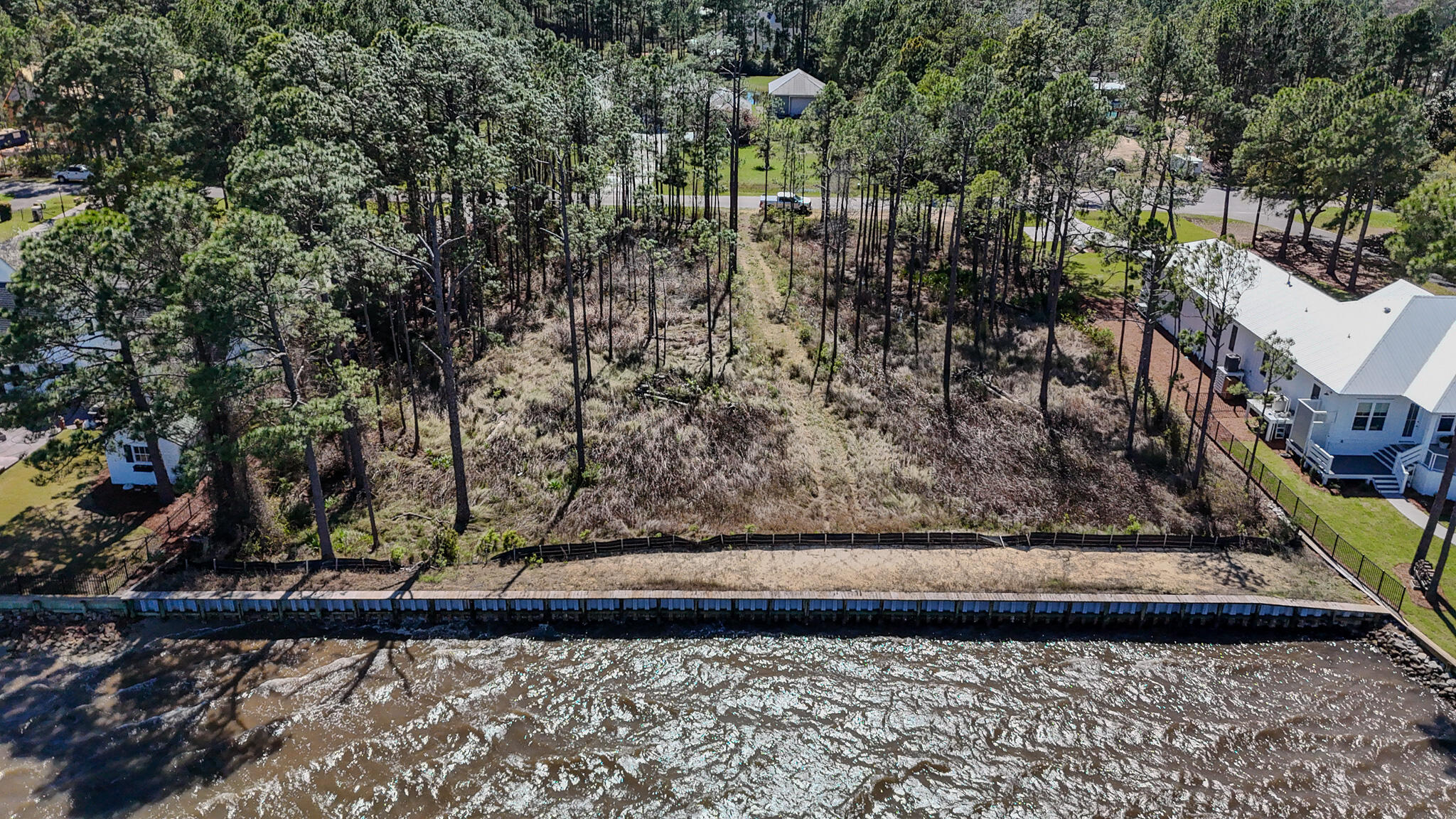 WOODLAND BAYOU ESTATES - Land