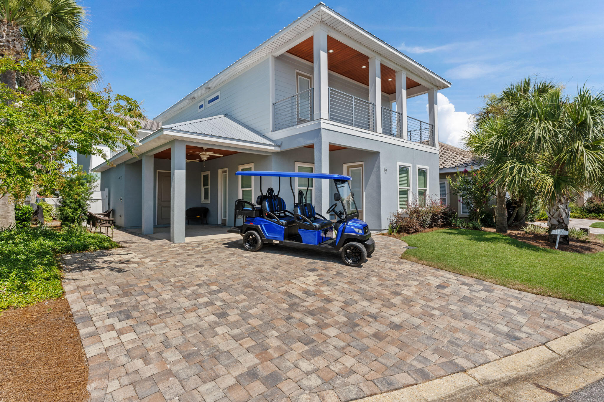 EMERALD WATERS VILLAGE - Residential