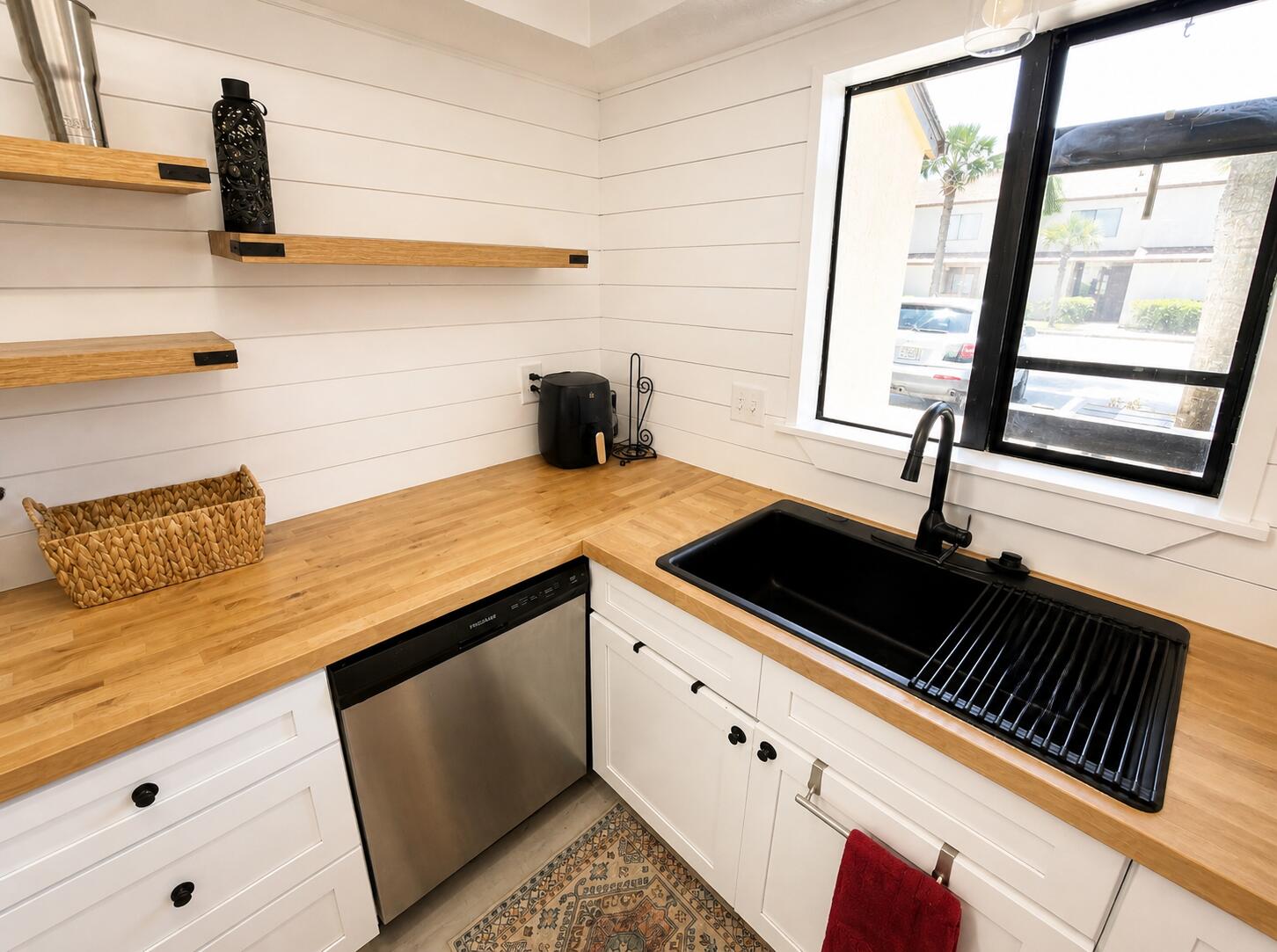 BEACHWALK CONDO - Residential