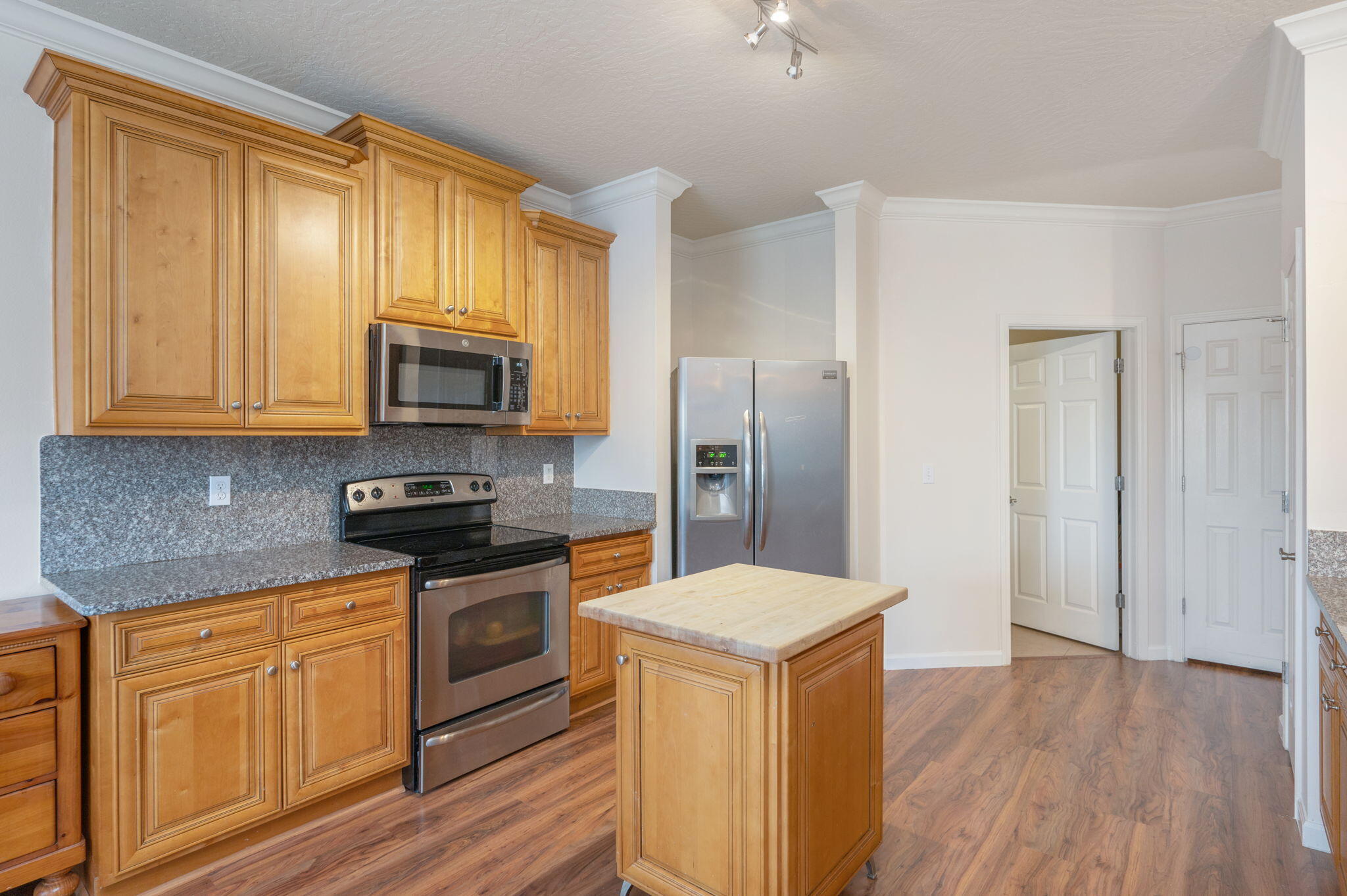 DUGGAN POND ESTATES - Residential