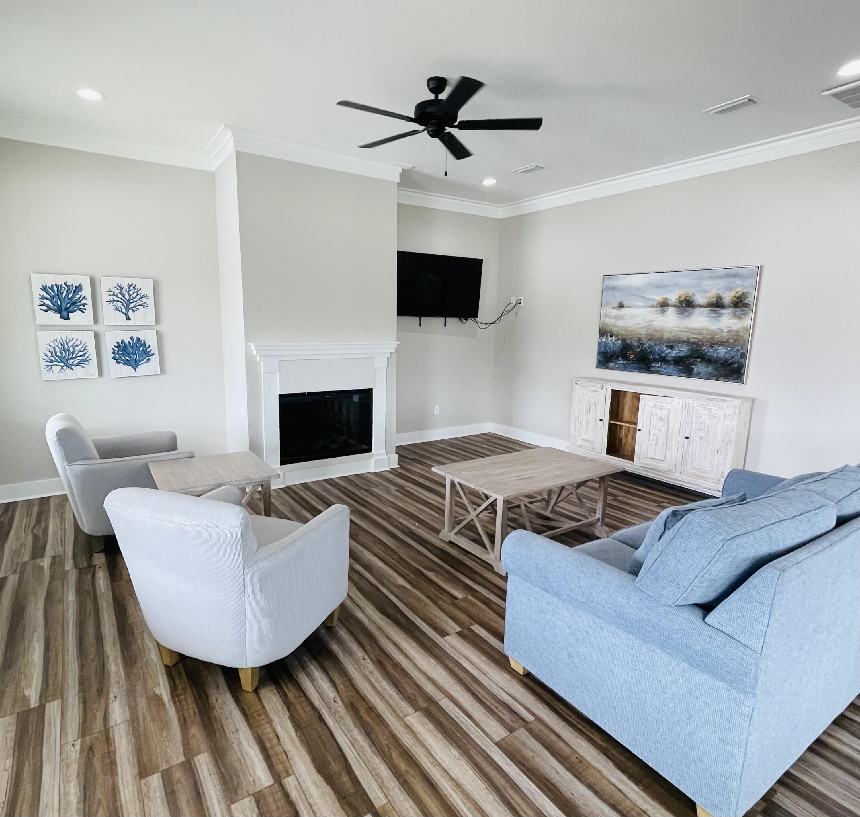 RIVERWALK PH I - Residential Lease