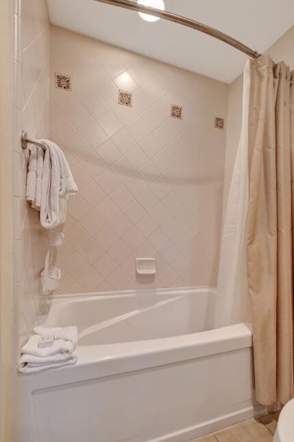 LUAU II - Residential Lease