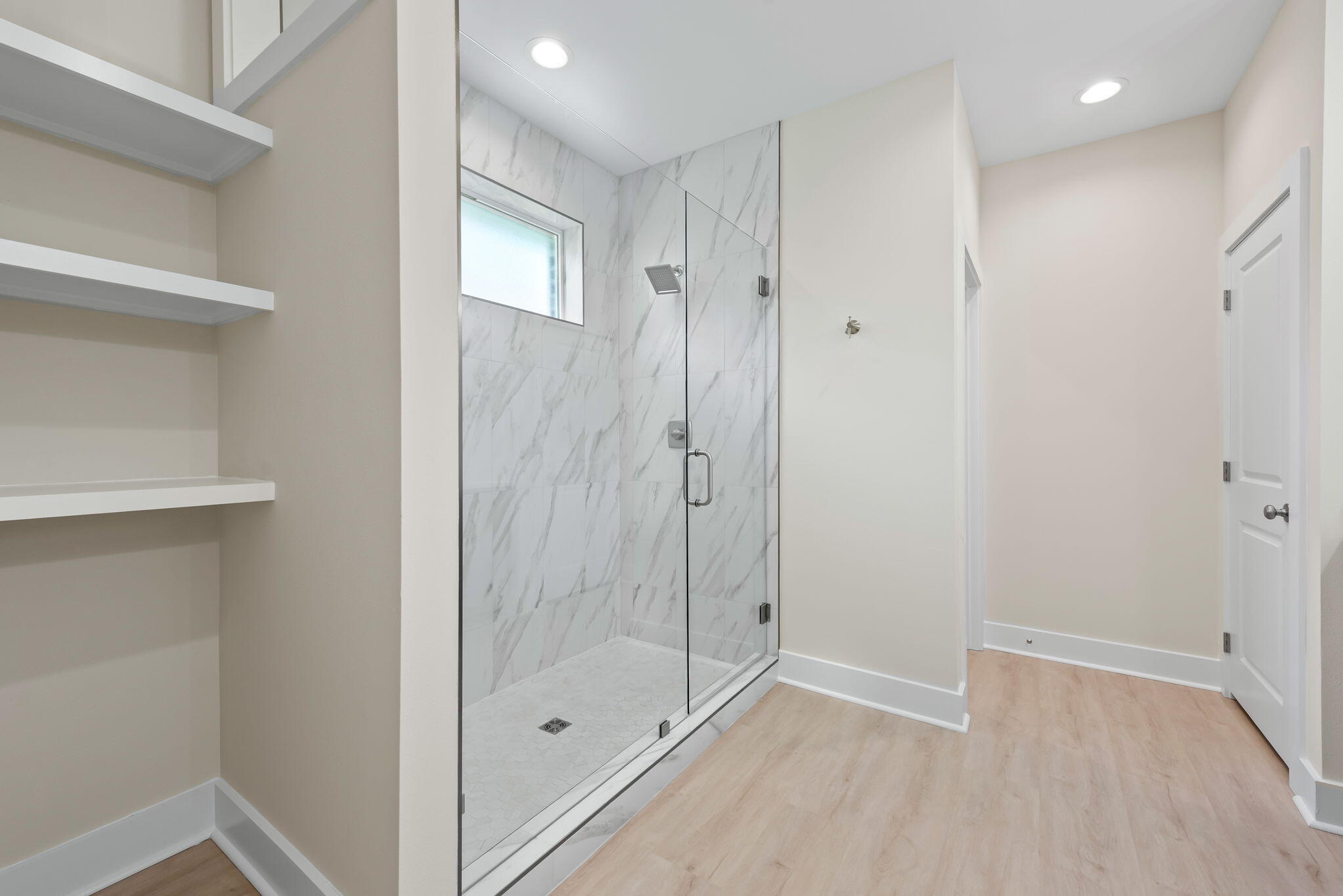 HOLLEY BY THE SEA - Residential