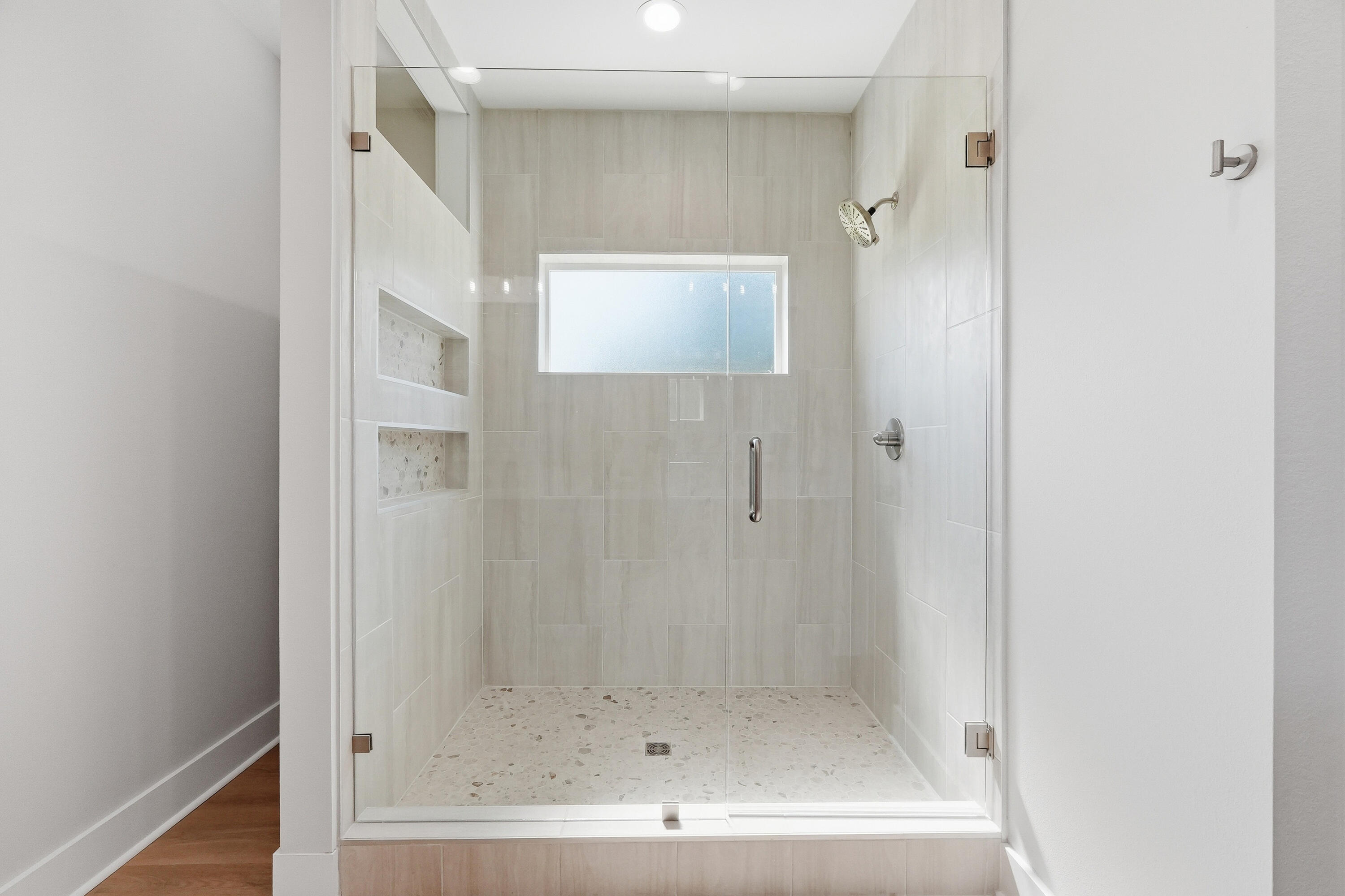 HOLLEY BY THE SEA - Residential