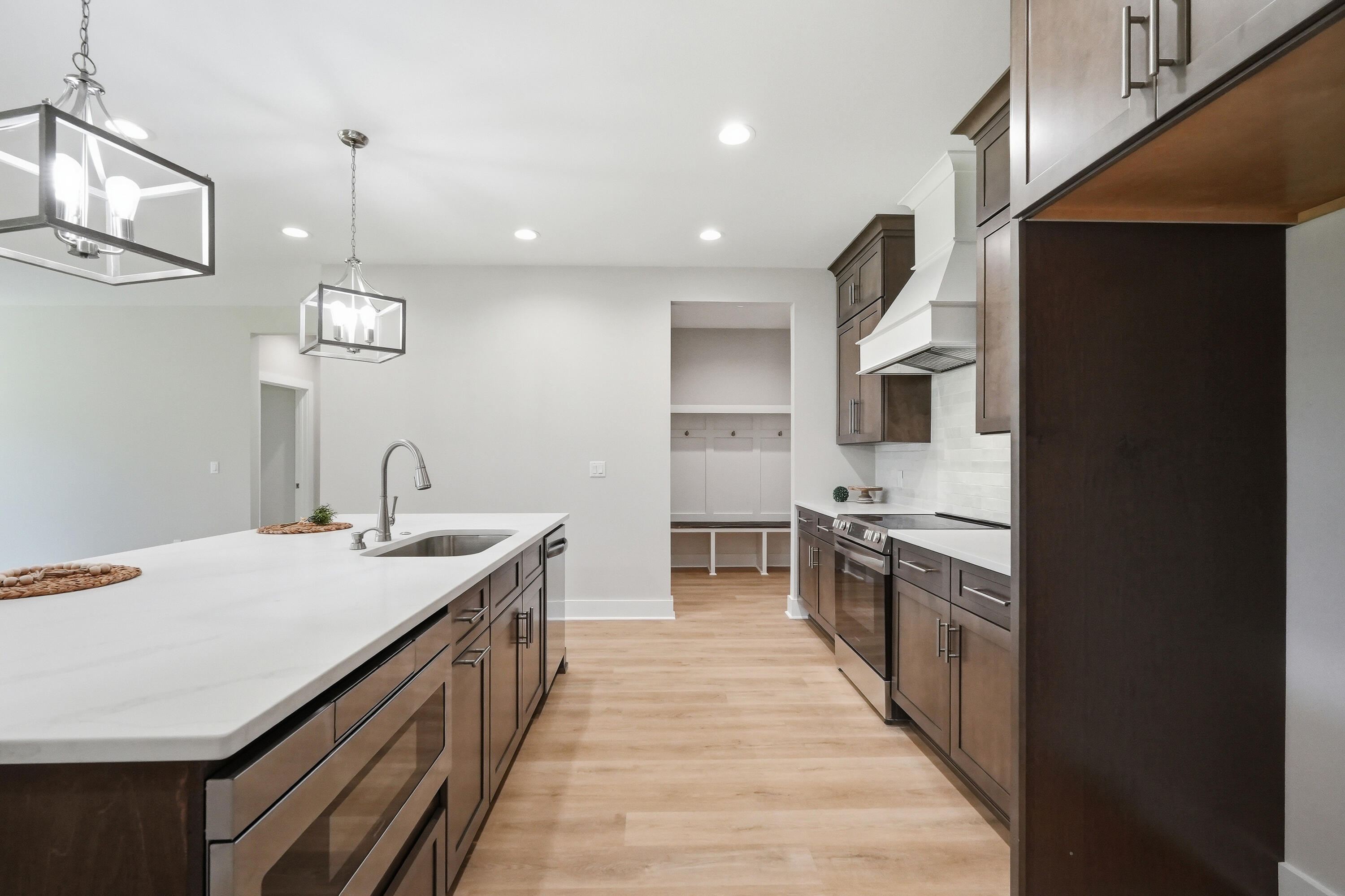 HOLLEY BY THE SEA - Residential