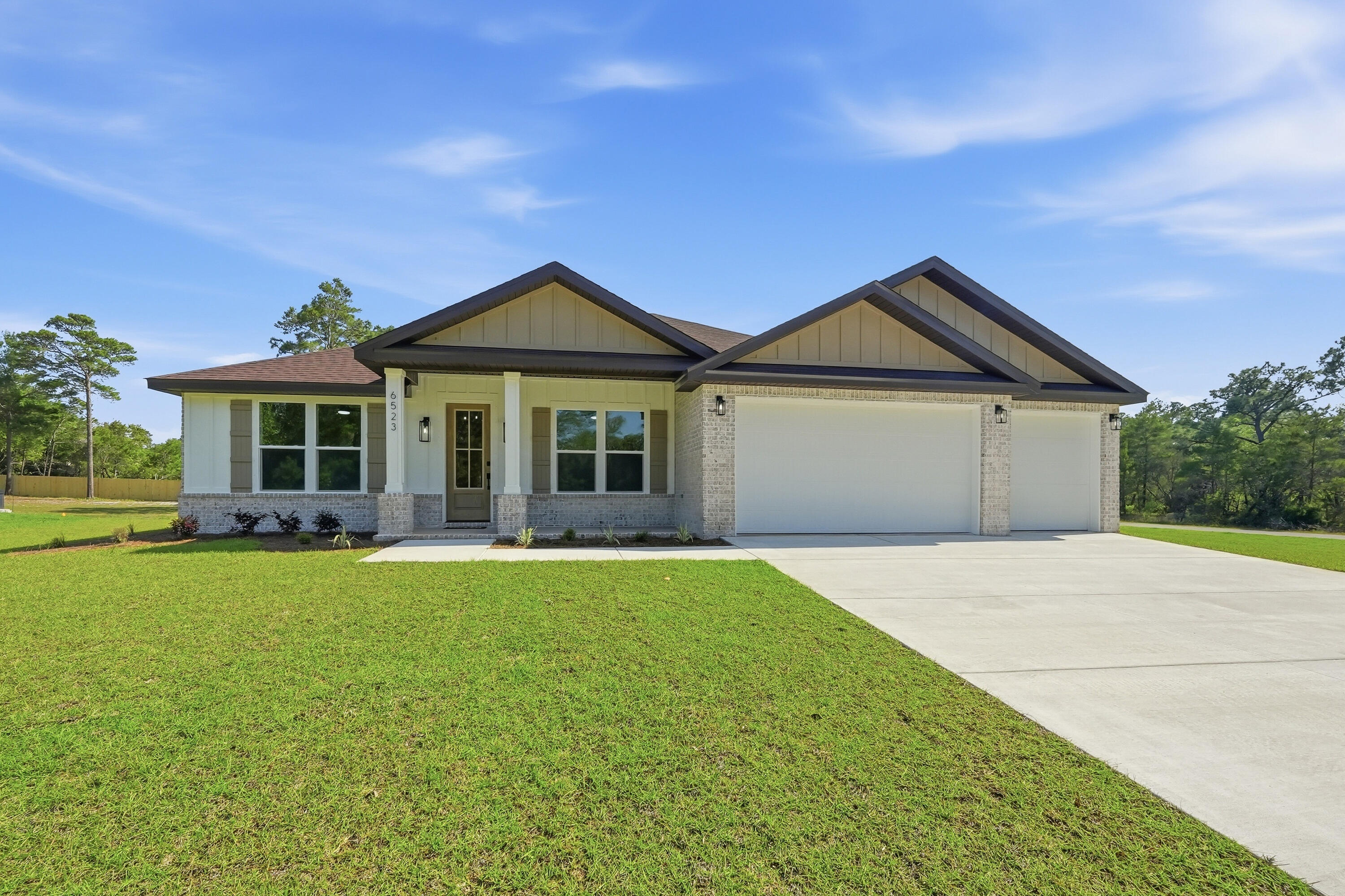 HOLLEY BY THE SEA - Residential