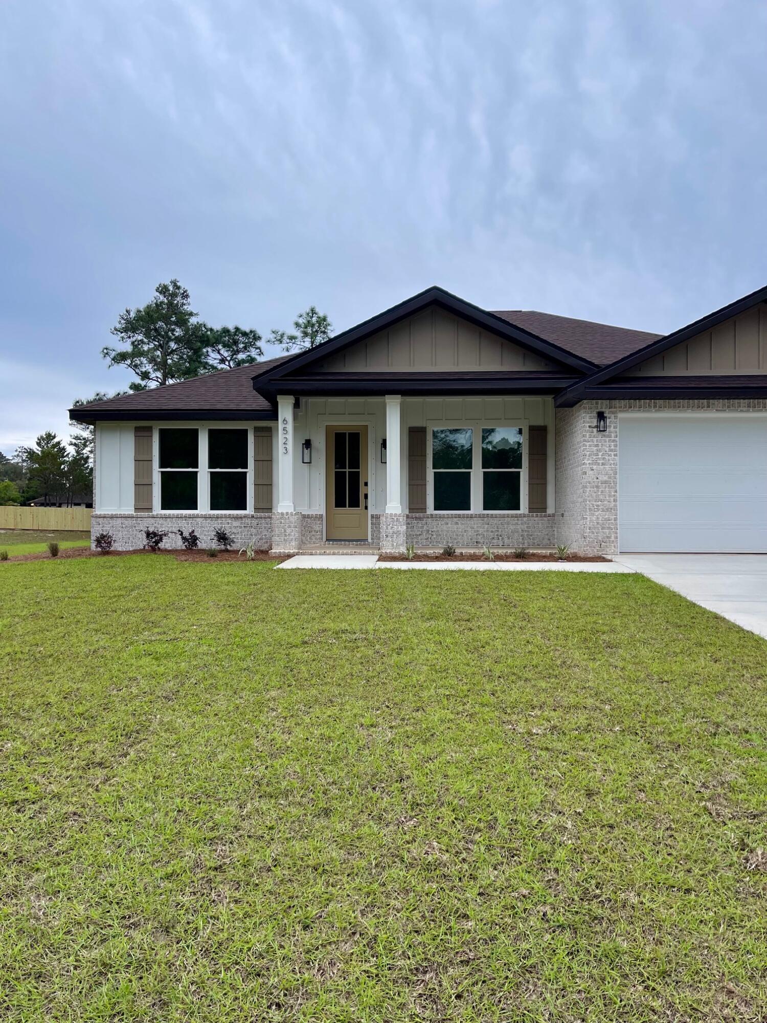 HOLLEY BY THE SEA - Residential