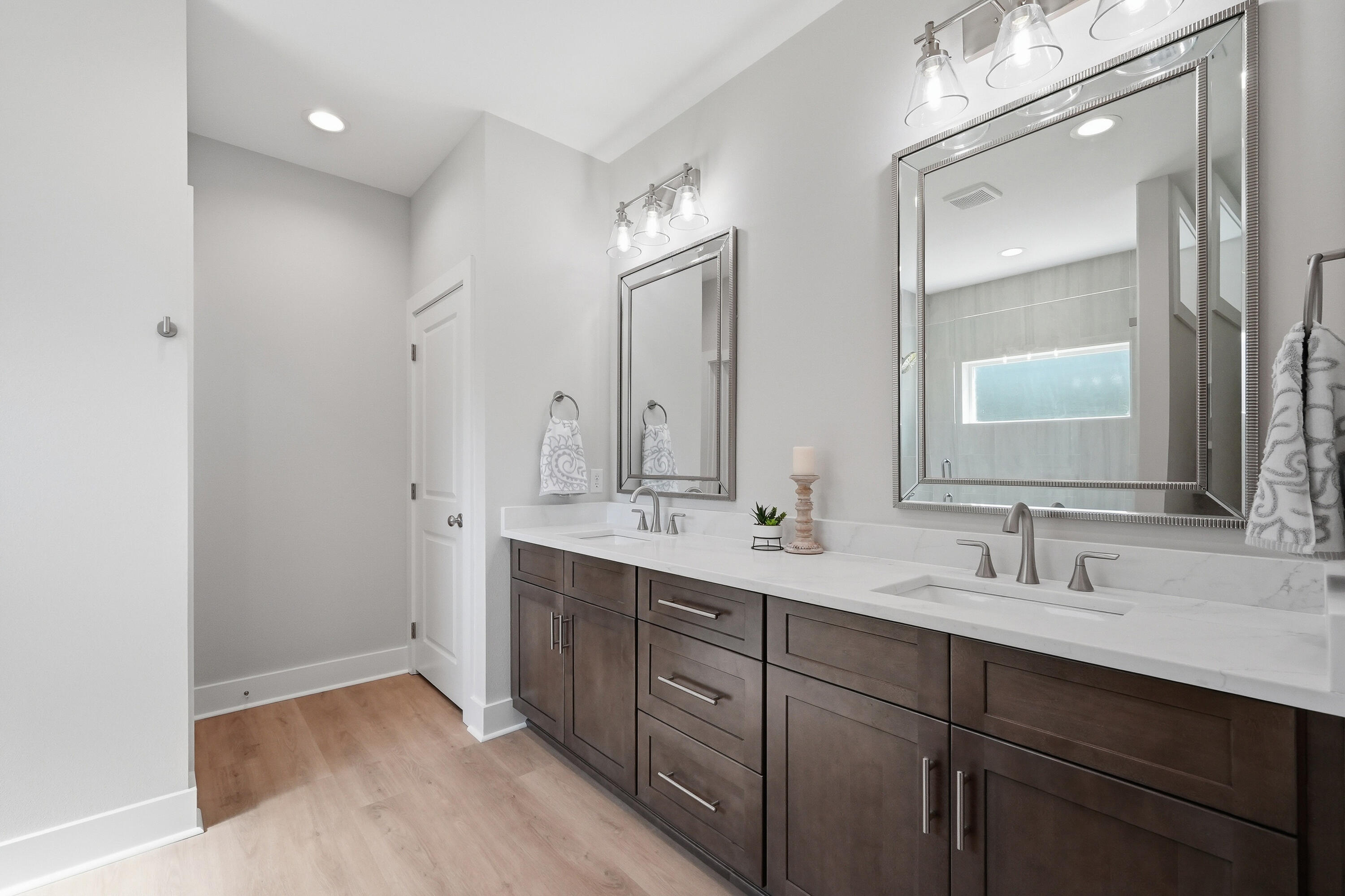 HOLLEY BY THE SEA - Residential