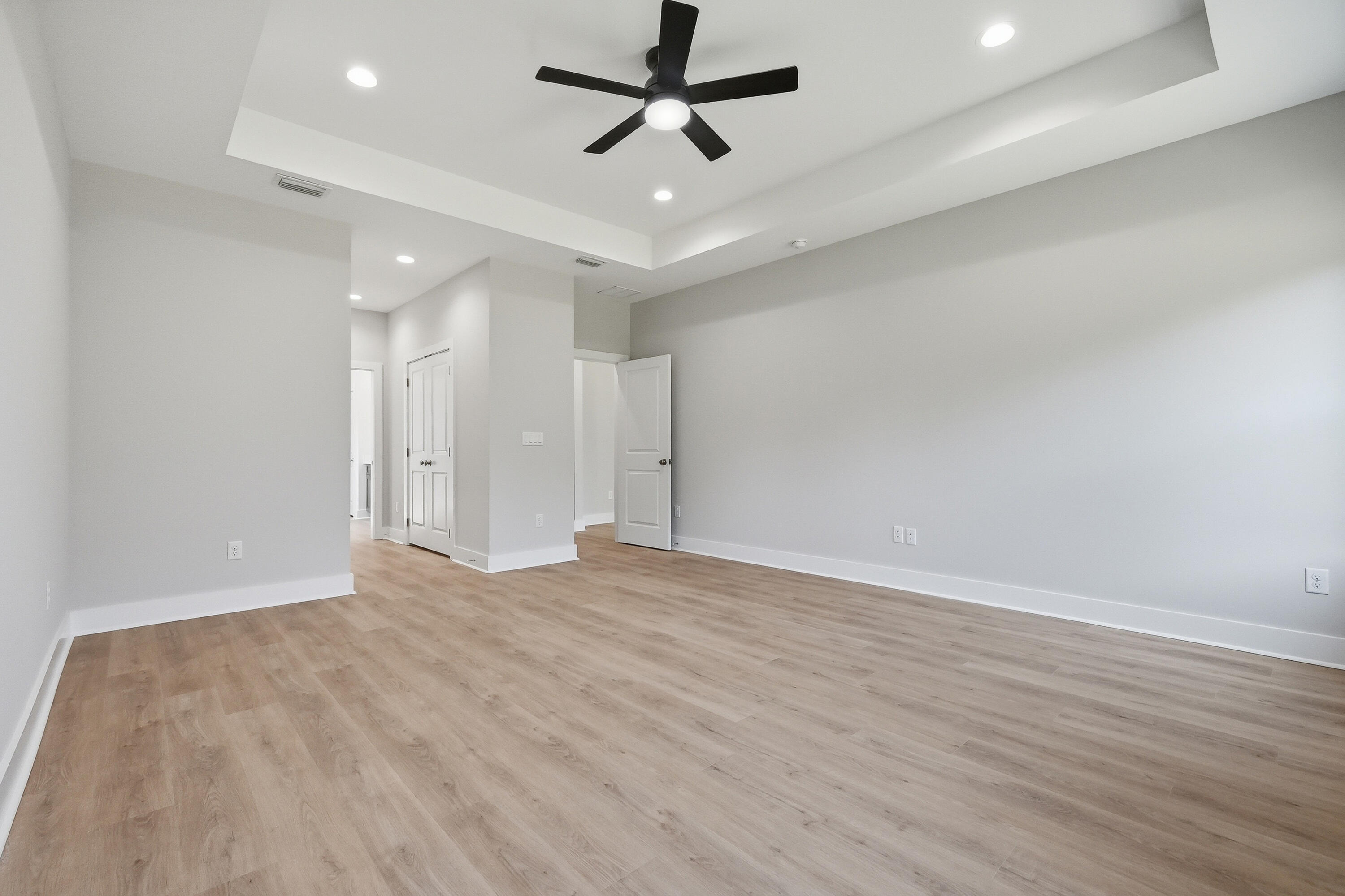 HOLLEY BY THE SEA - Residential