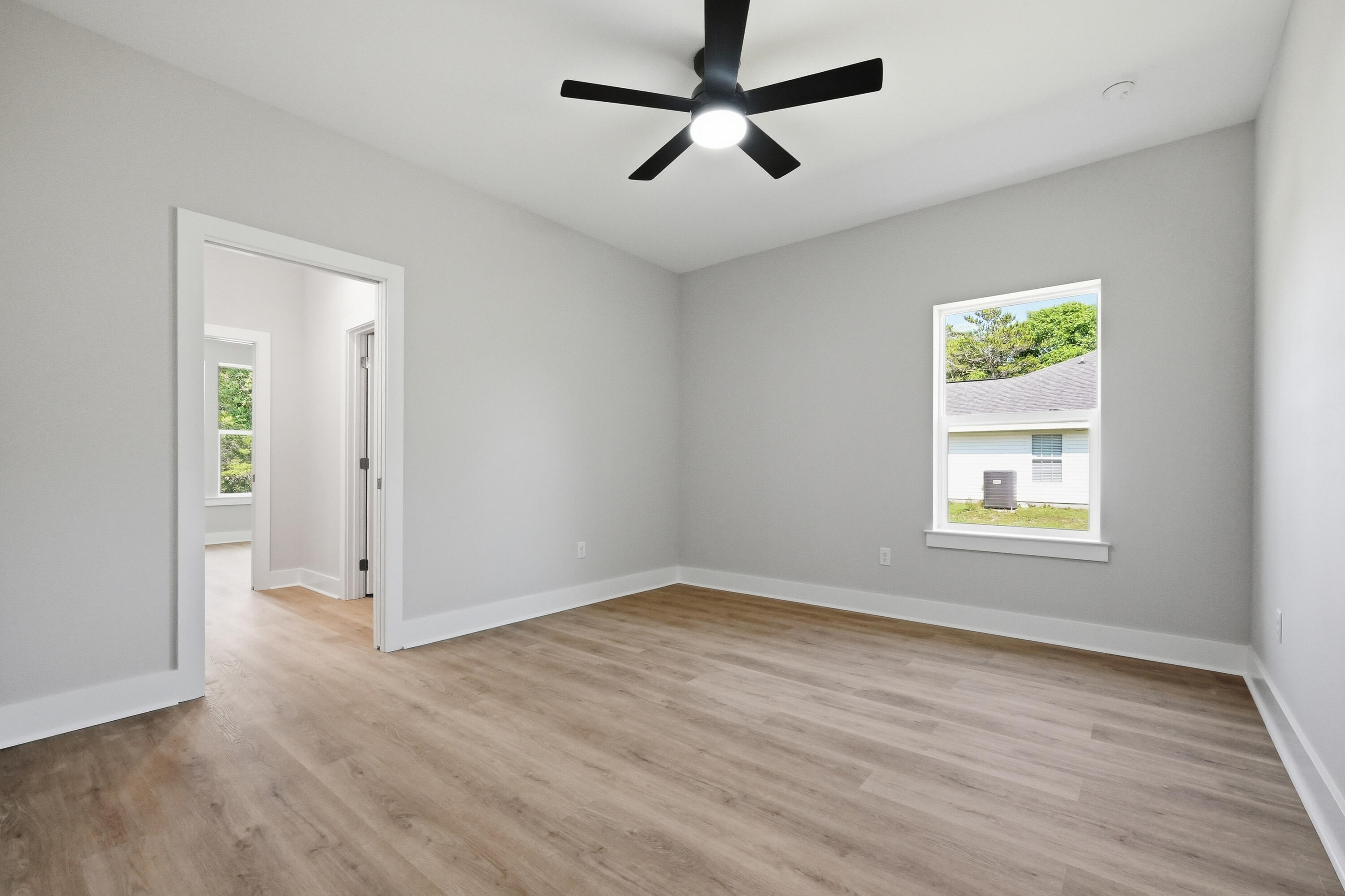 HOLLEY BY THE SEA - Residential