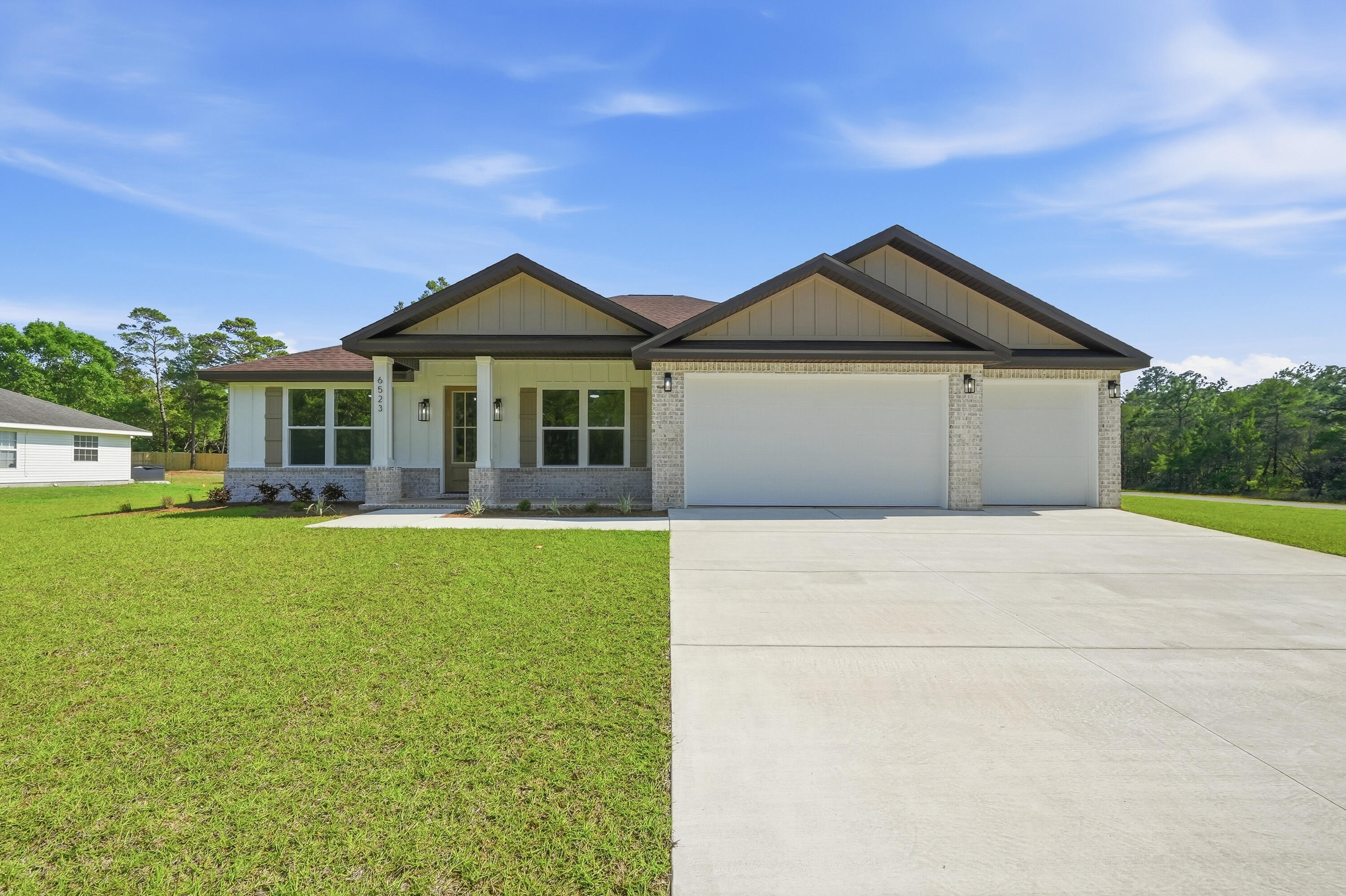 HOLLEY BY THE SEA - Residential