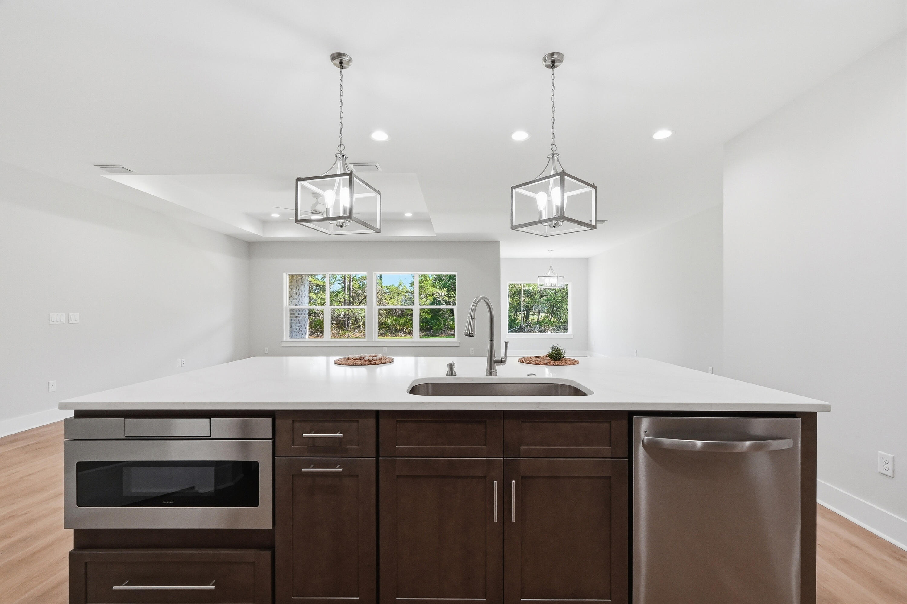 HOLLEY BY THE SEA - Residential