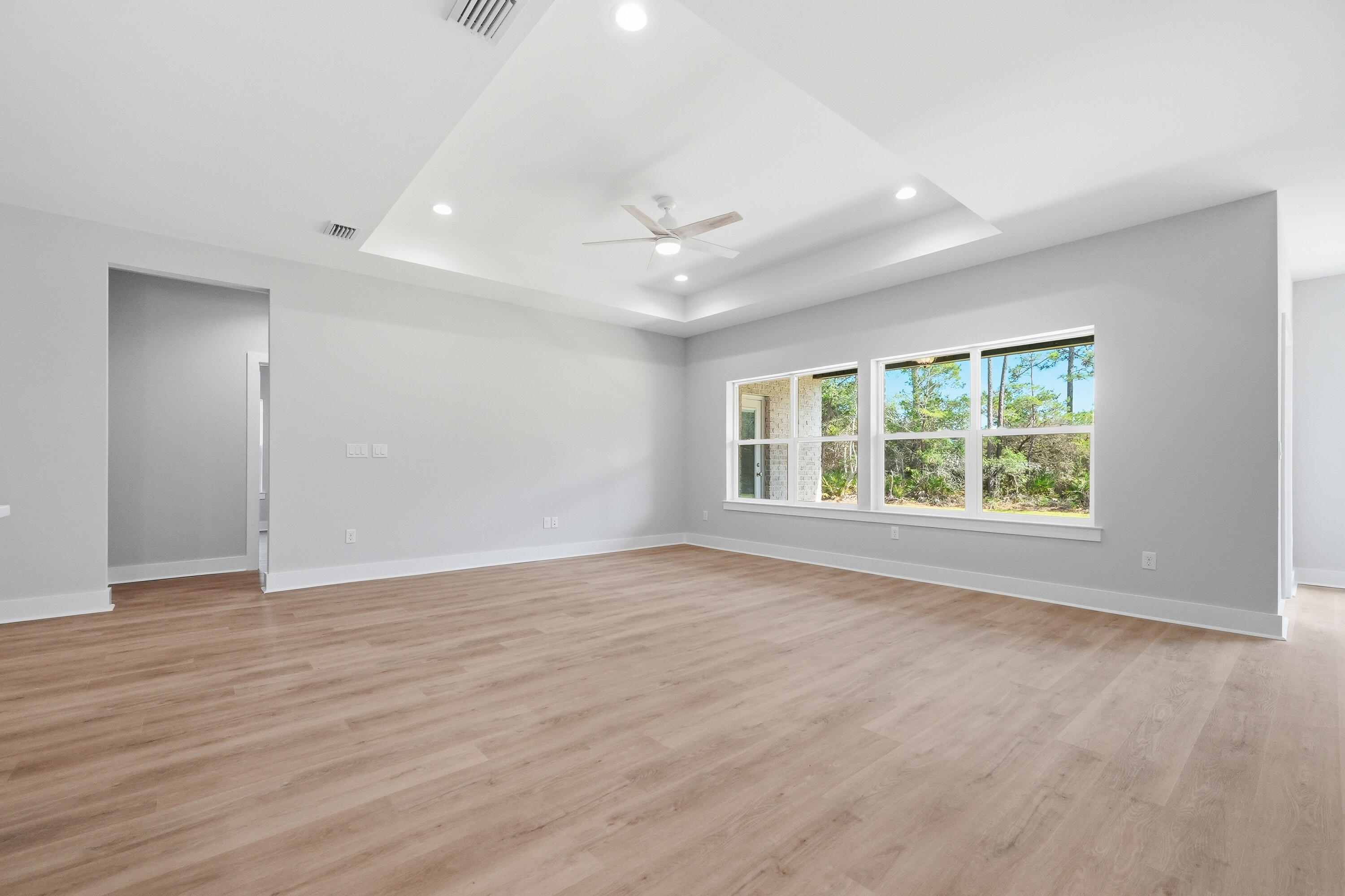 HOLLEY BY THE SEA - Residential