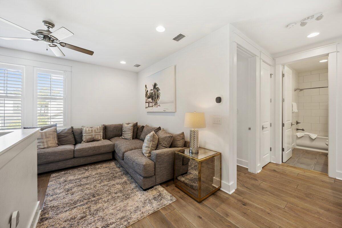 FRANGISTA BEACH - Residential