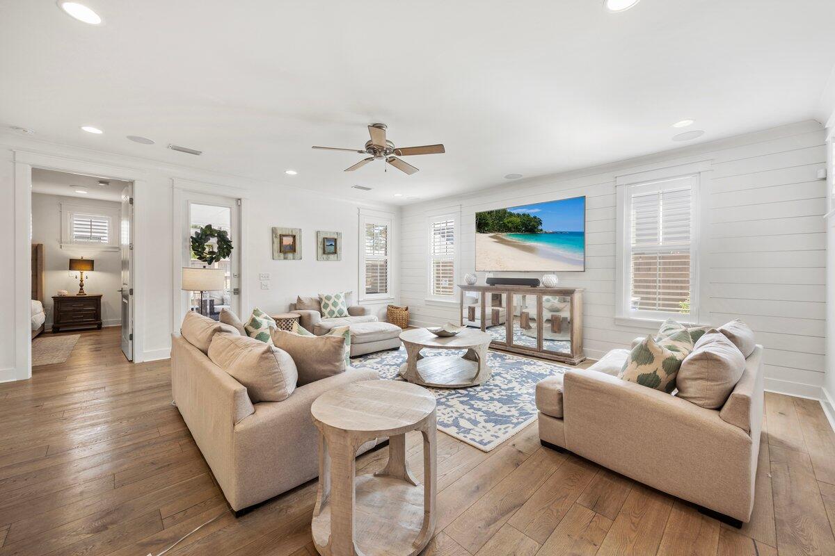 FRANGISTA BEACH - Residential