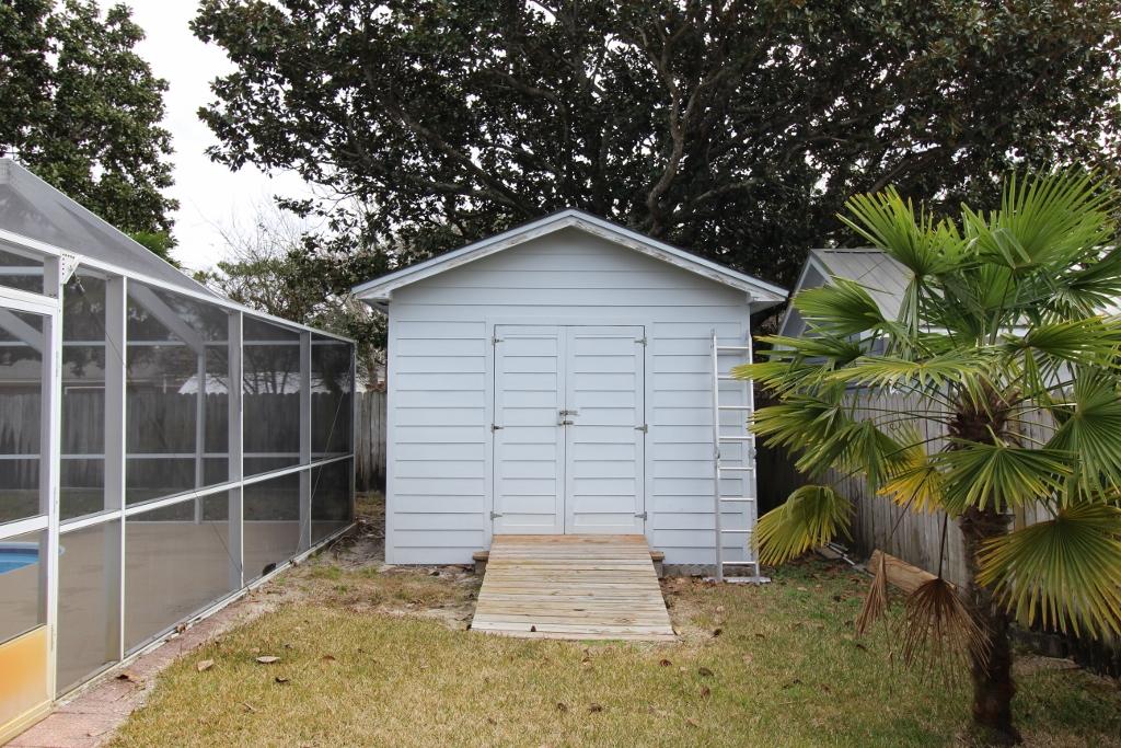 NAVARRE SHORES - Residential